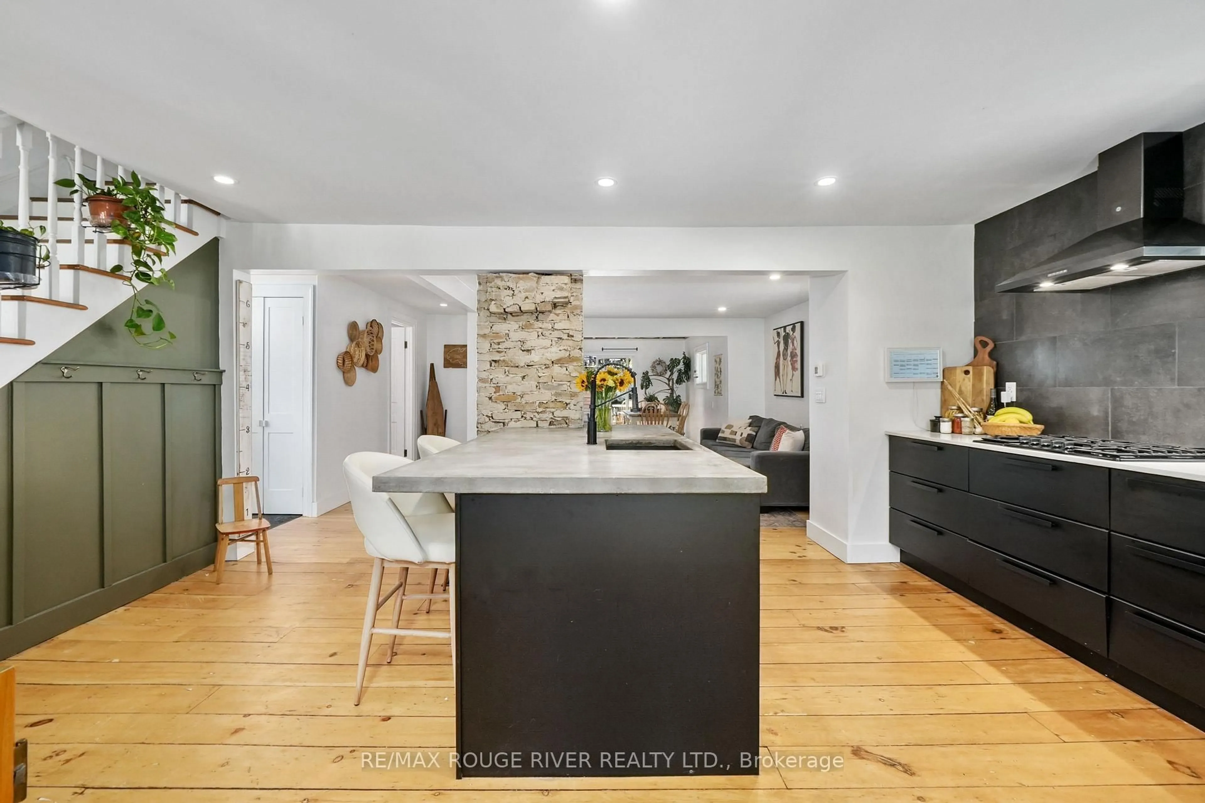 Open concept kitchen, unknown for 3 Browns Dr, Port Hope Ontario L1A 1R4