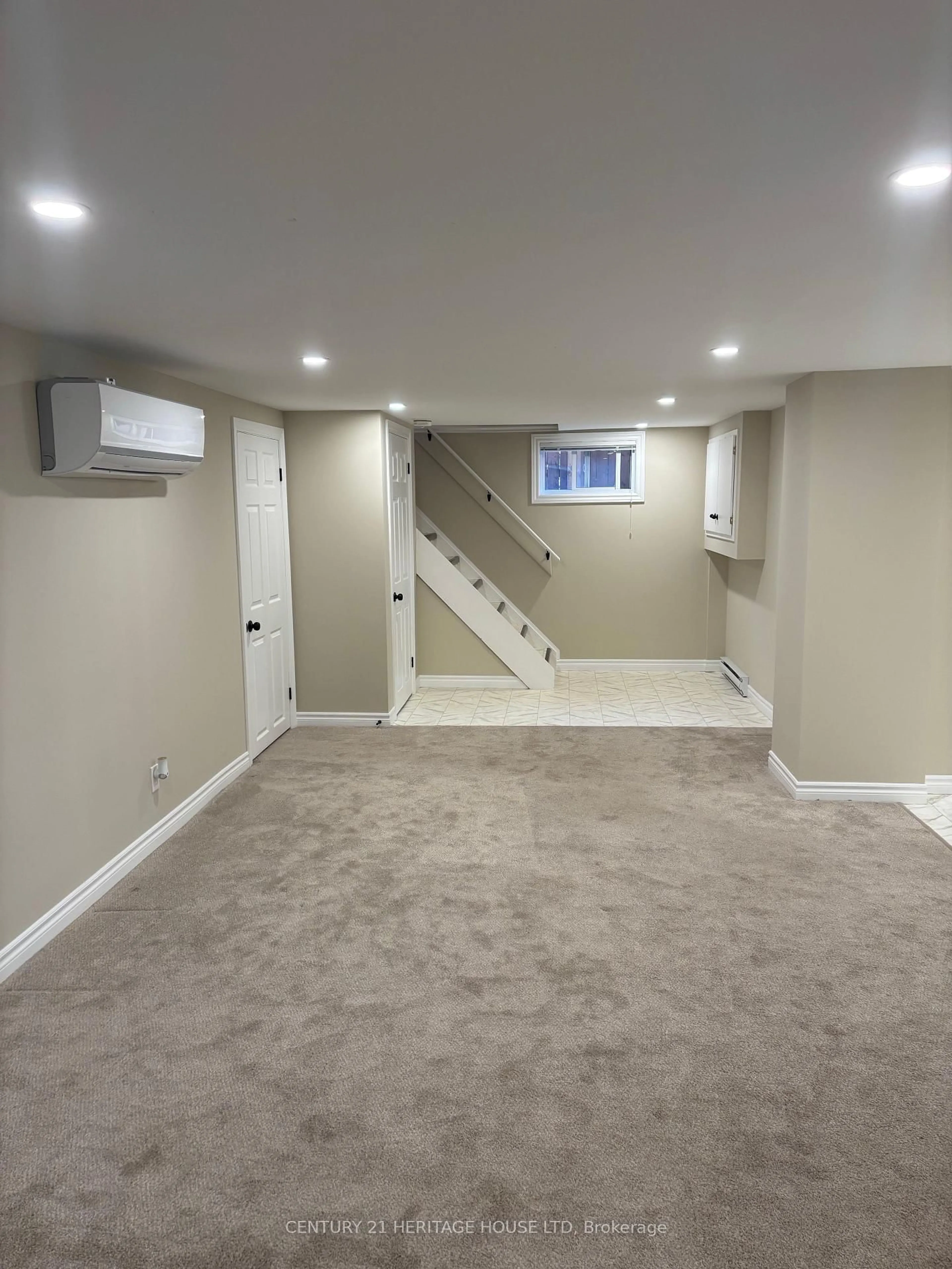 A pic of a room for 11 BARNES St, St. Thomas Ontario N5R 2V3