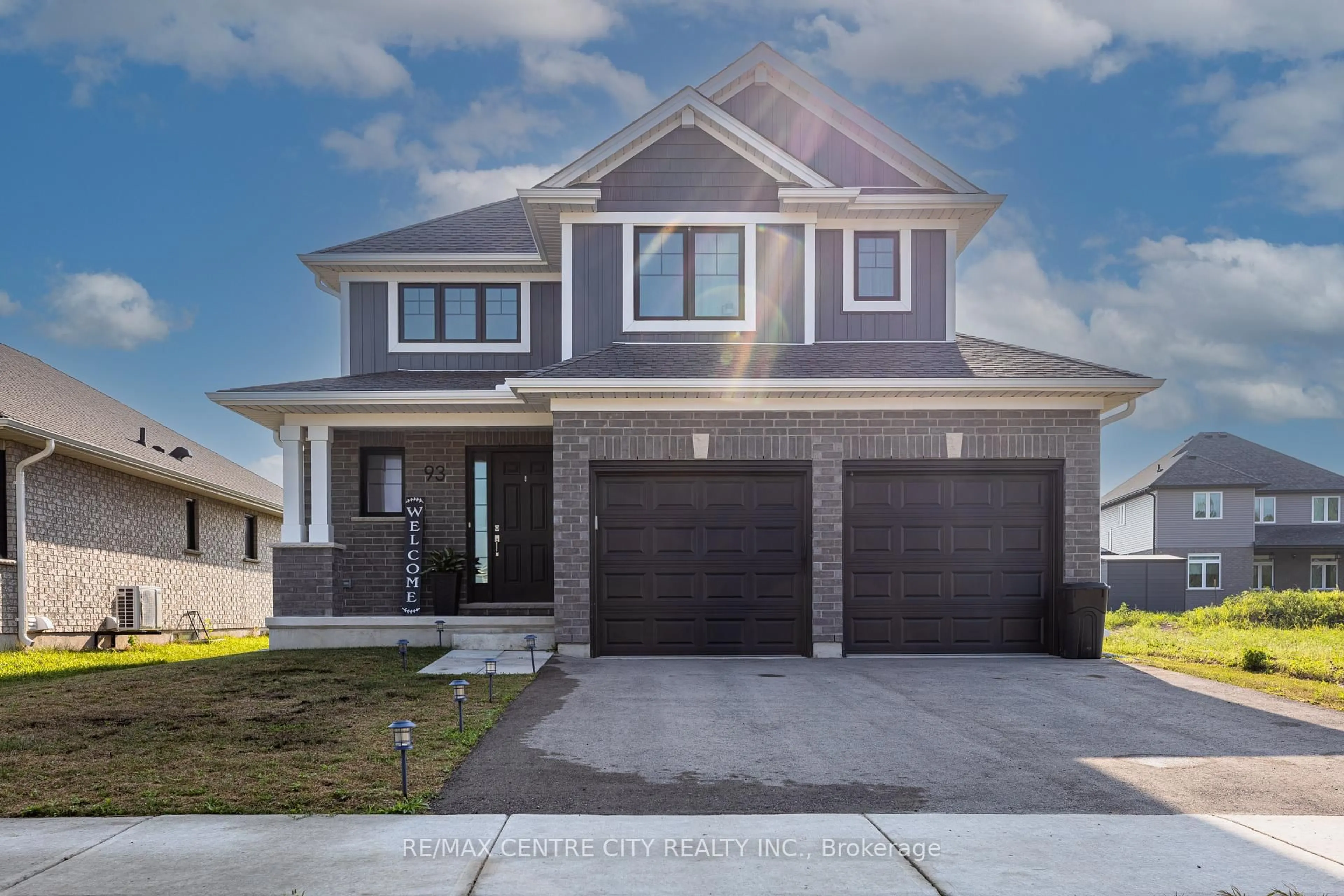 Home with brick exterior material, street for 93 Benjamin Pkwy, St. Thomas Ontario N5R 0M4