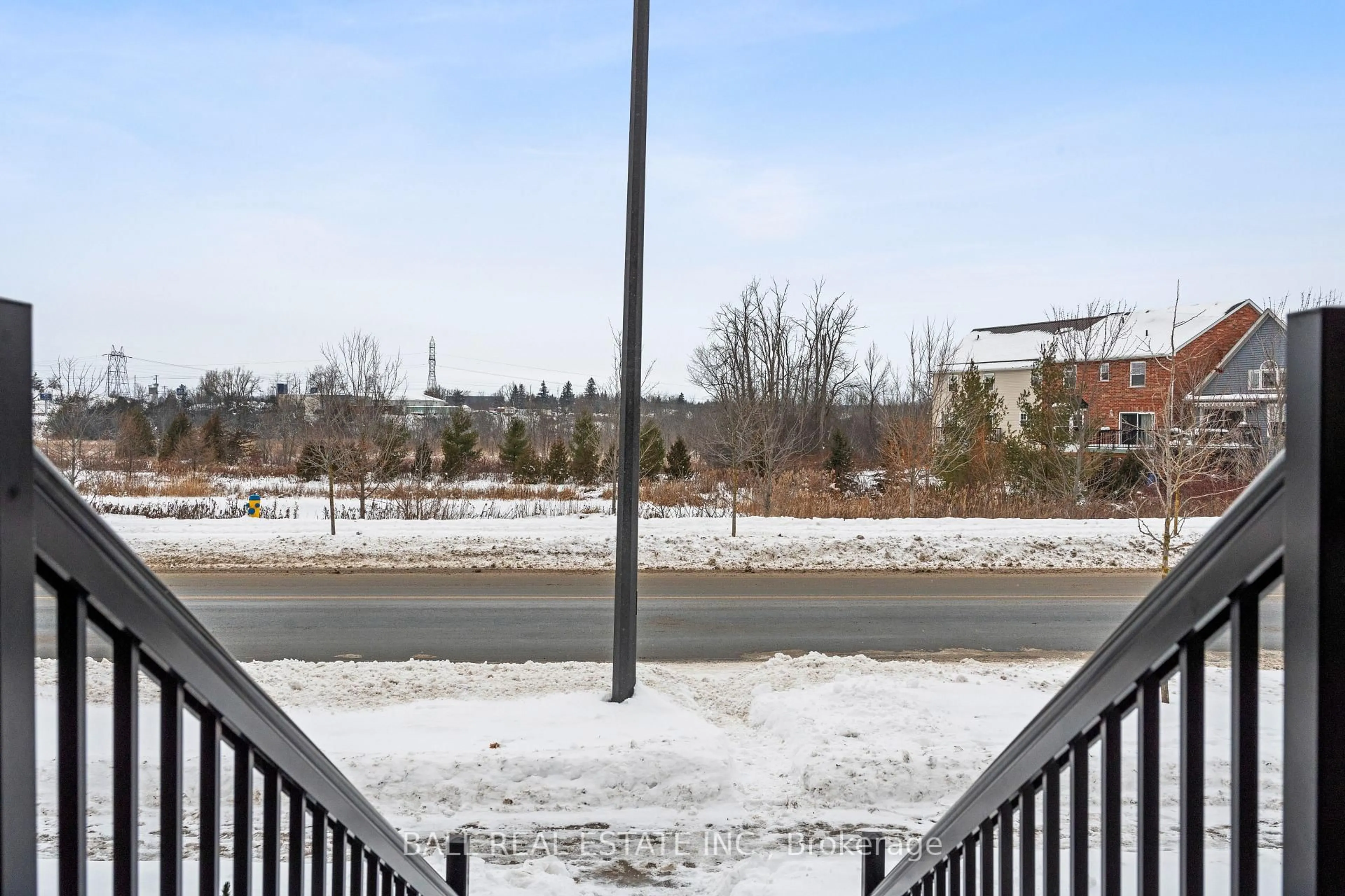 Stairs for 800 Broadway Blvd, Peterborough Ontario K9H 0H7