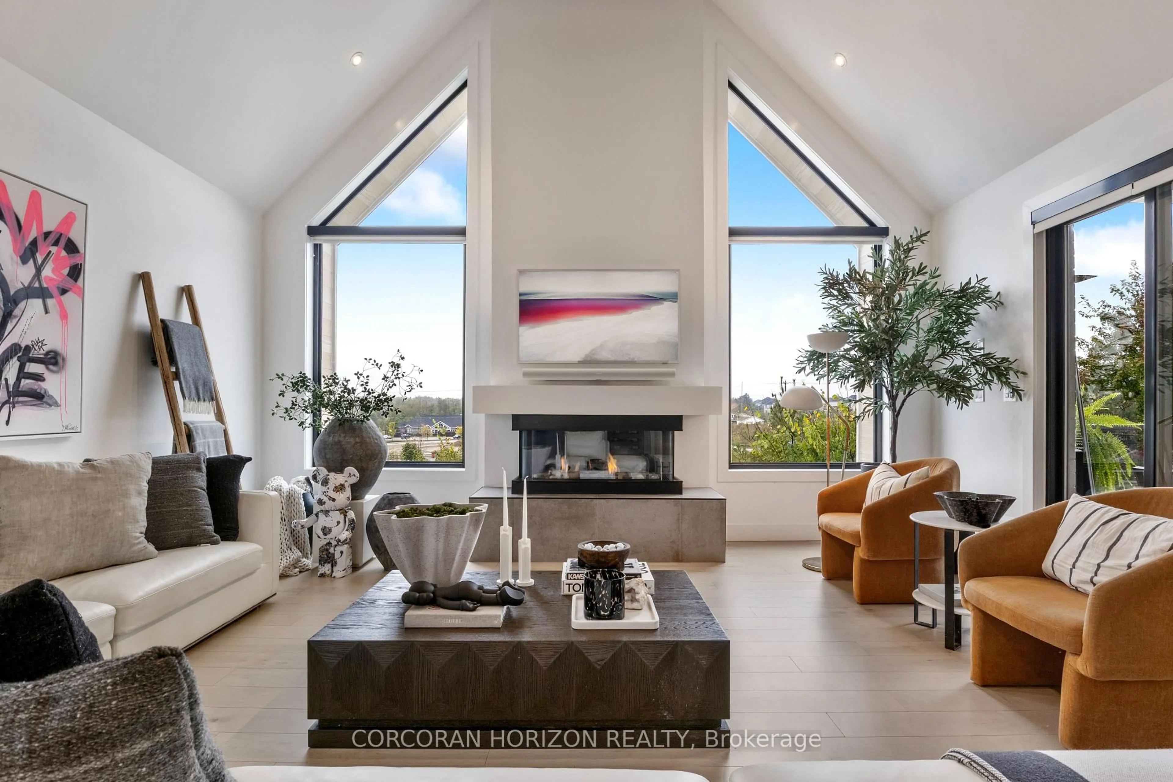 Living room with furniture, unknown for 920 Thomas Pedder Crt, Kitchener Ontario N2P 0C2