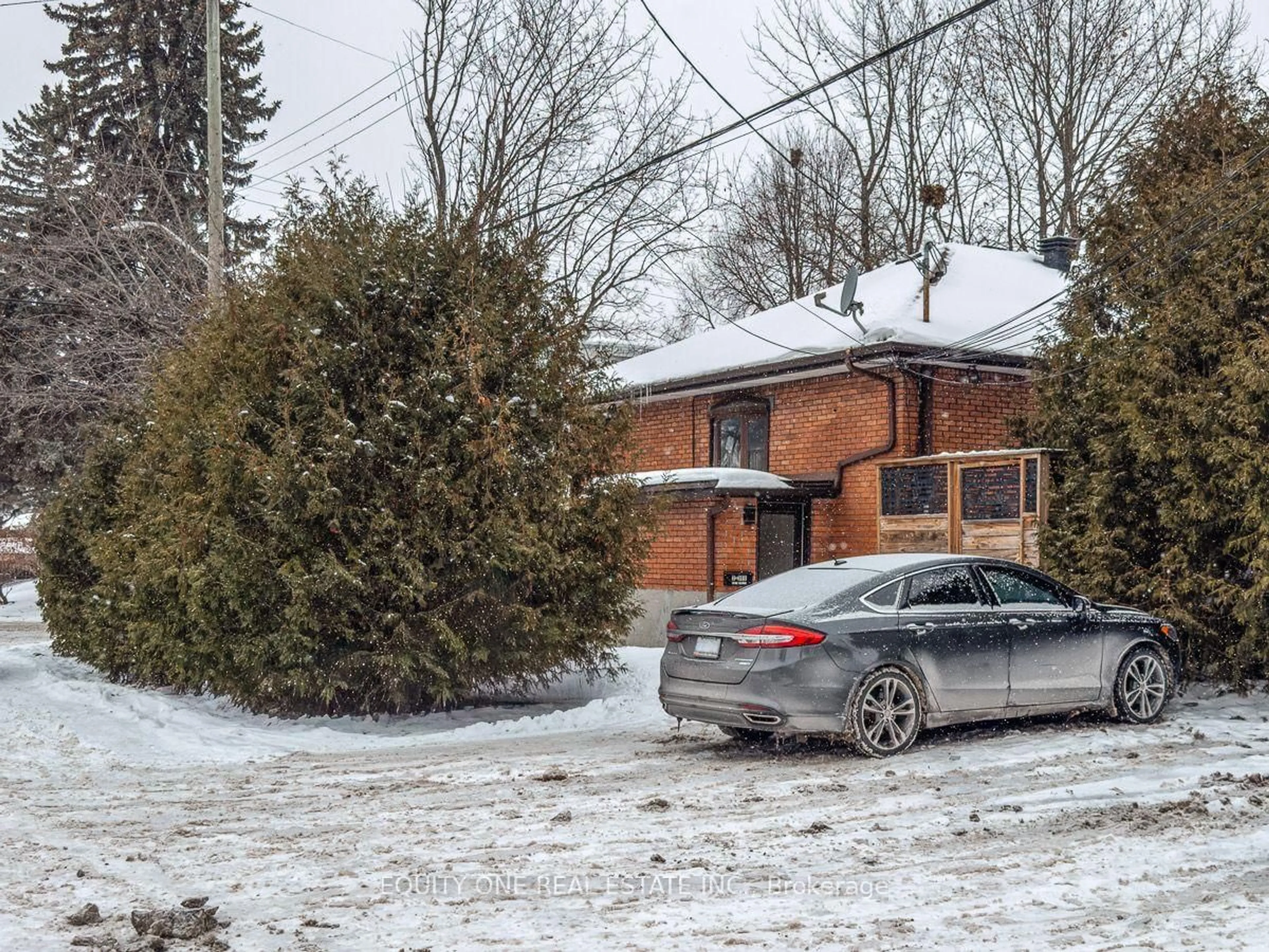 Unknown for 366 Maria Goretti Circ, Ottawa Ontario K1L 7K8