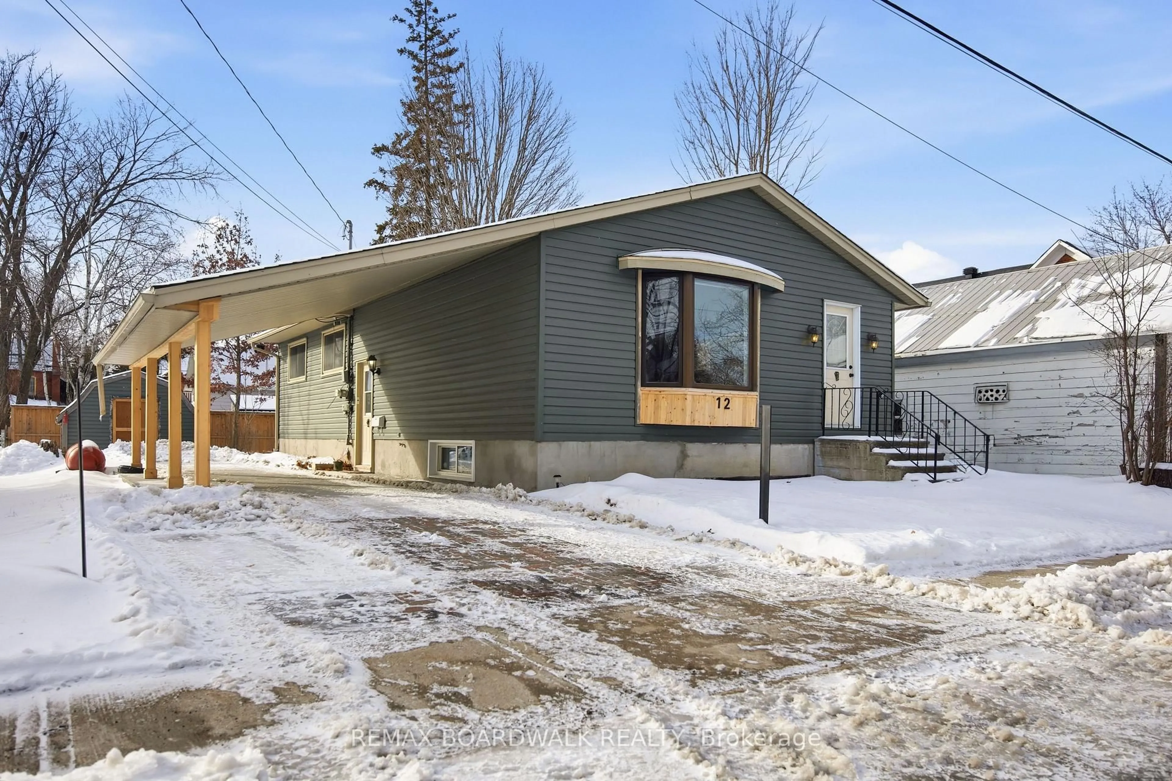 Unknown for 12 Prince St, Carleton Place Ontario K7C 2M4