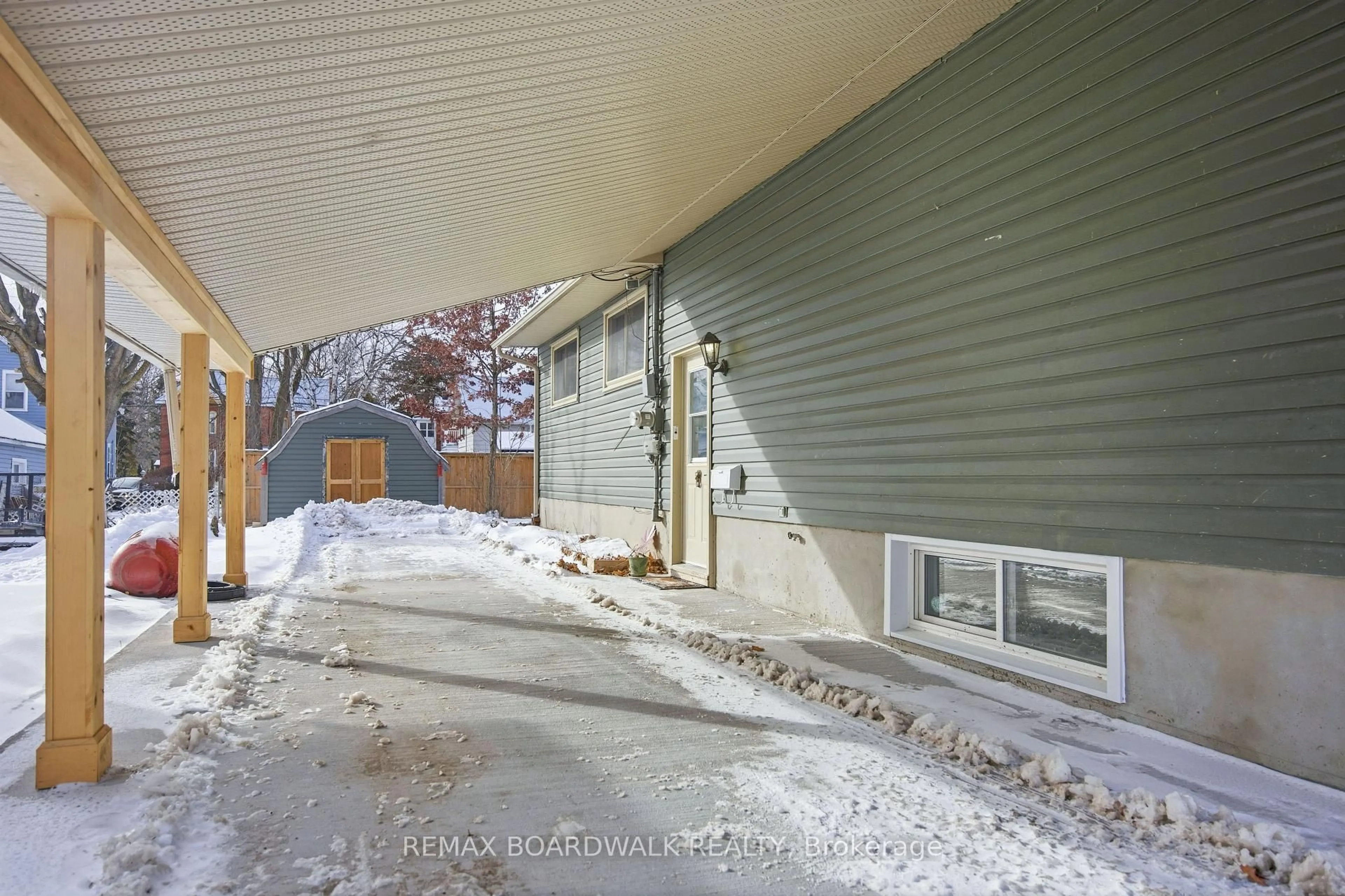 Unknown for 12 Prince St, Carleton Place Ontario K7C 2M4