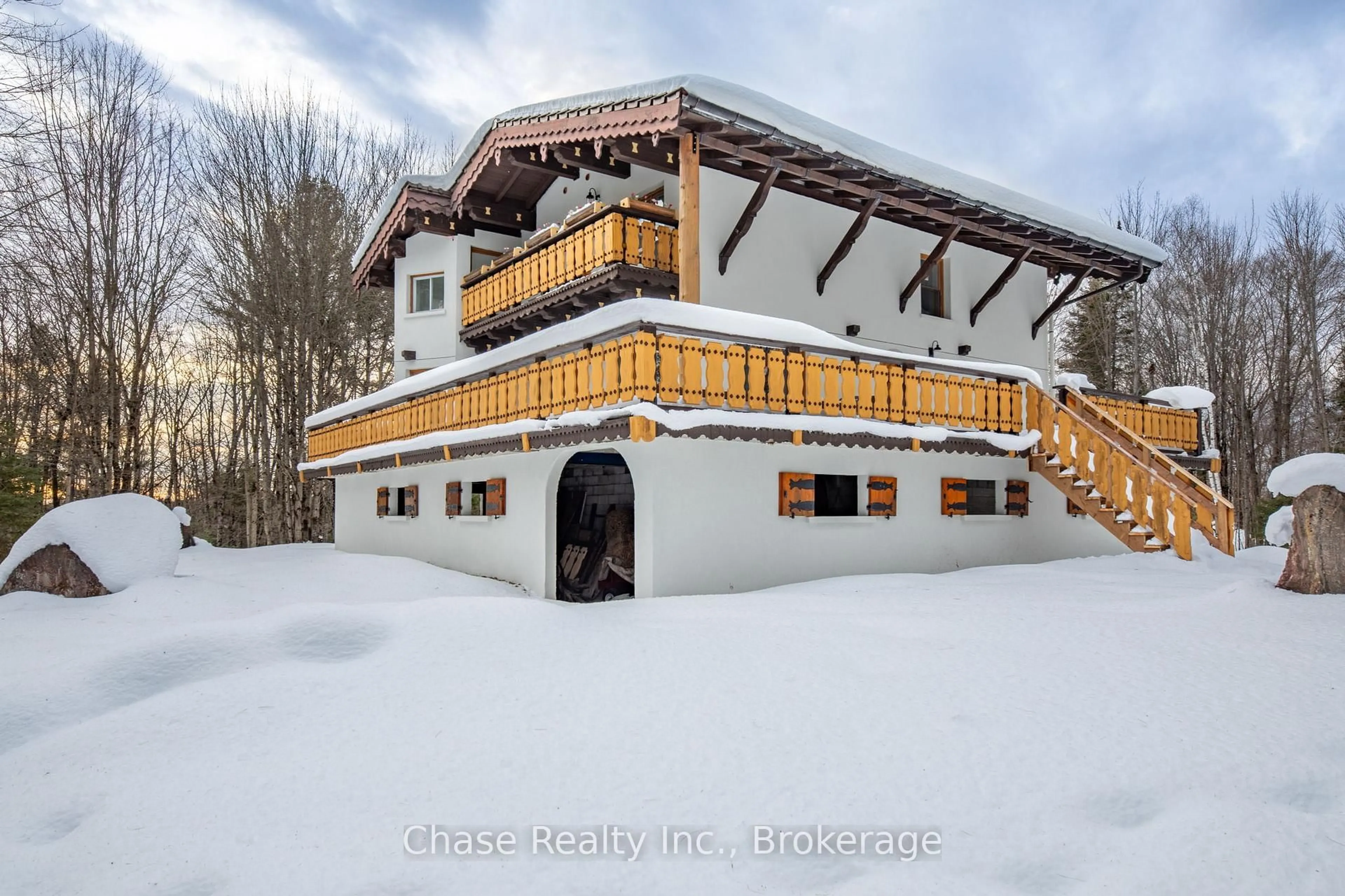 Unknown for 878 DEER LAKE RD Rd, Huntsville Ontario P0B 1L0