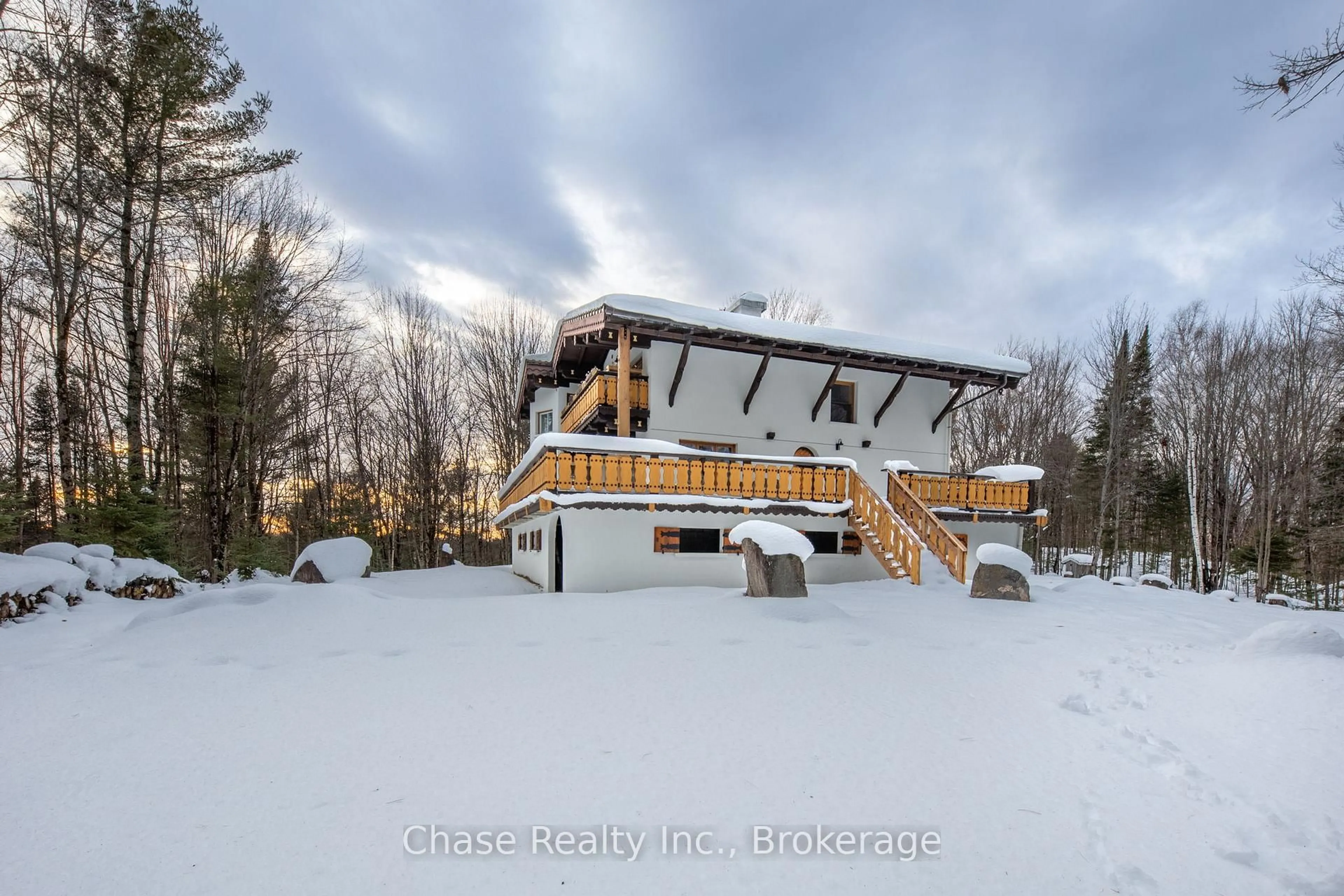 Unknown for 878 DEER LAKE RD Rd, Huntsville Ontario P0B 1L0