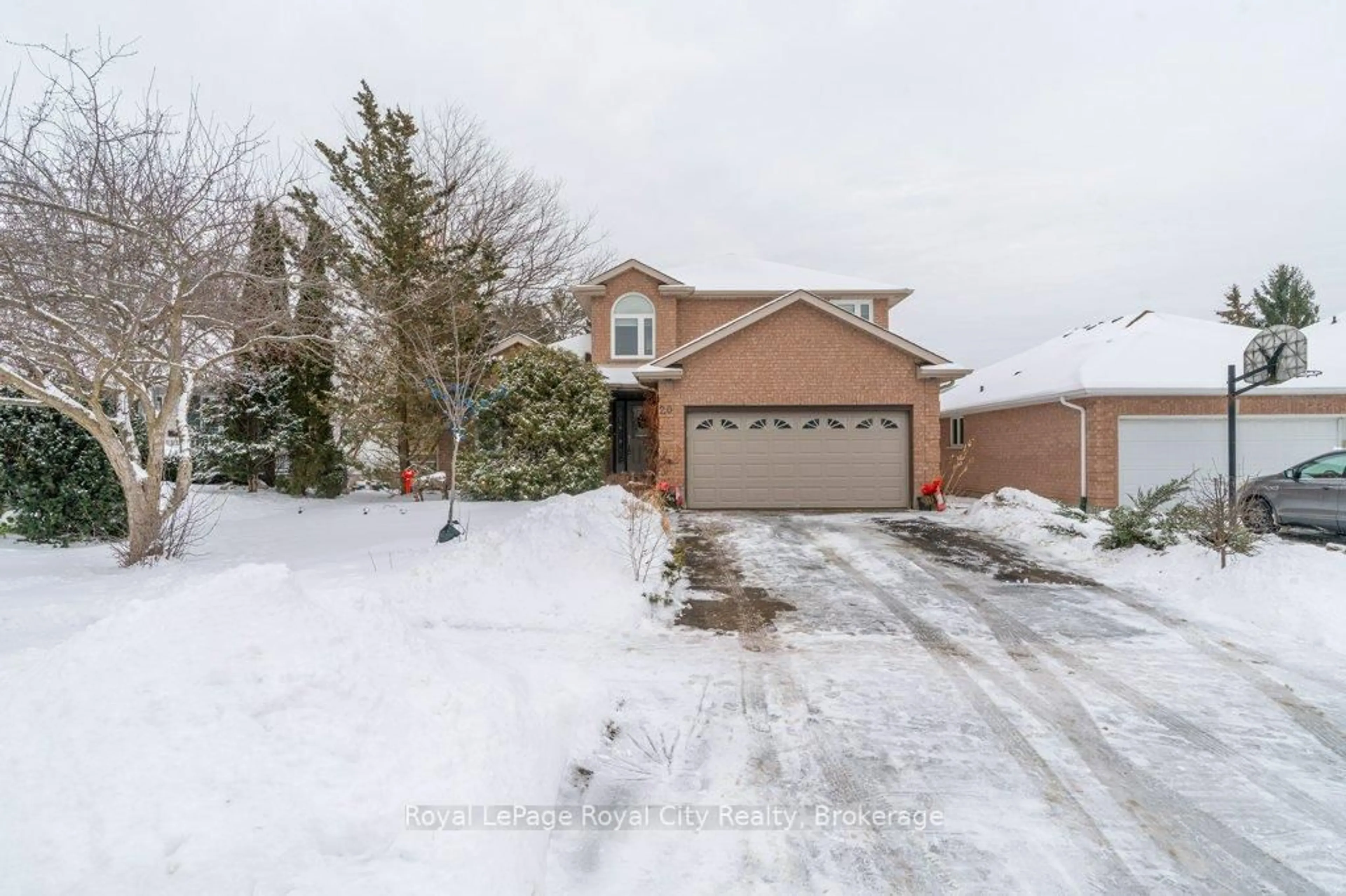A pic from outside/outdoor area/front of a property/back of a property/a pic from drone, street for 20 Tanager Dr, Guelph Ontario N1C 1B7