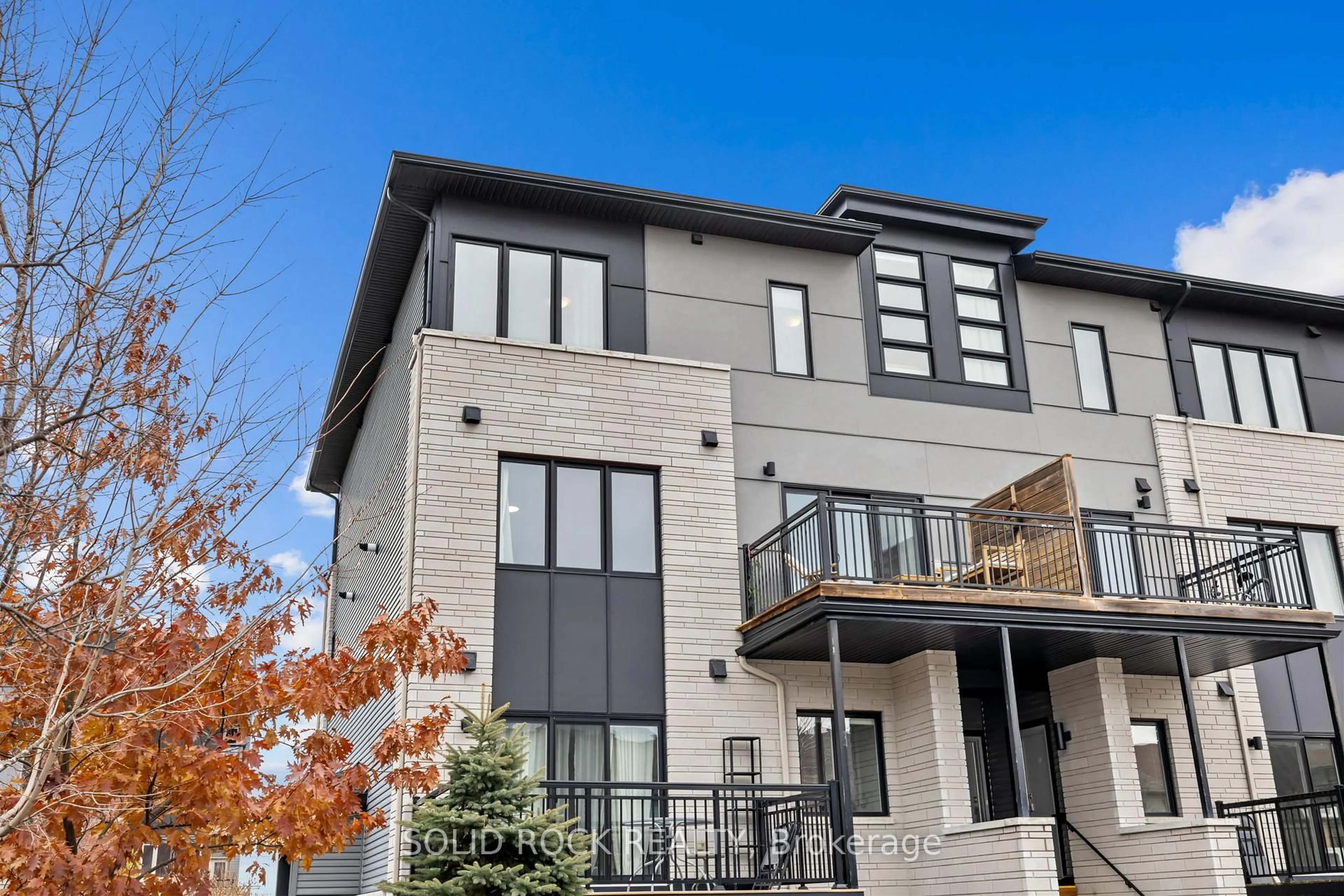 Home with brick exterior material, street for 442 Via Verona Ave #B, Ottawa Ontario K2J 6B3