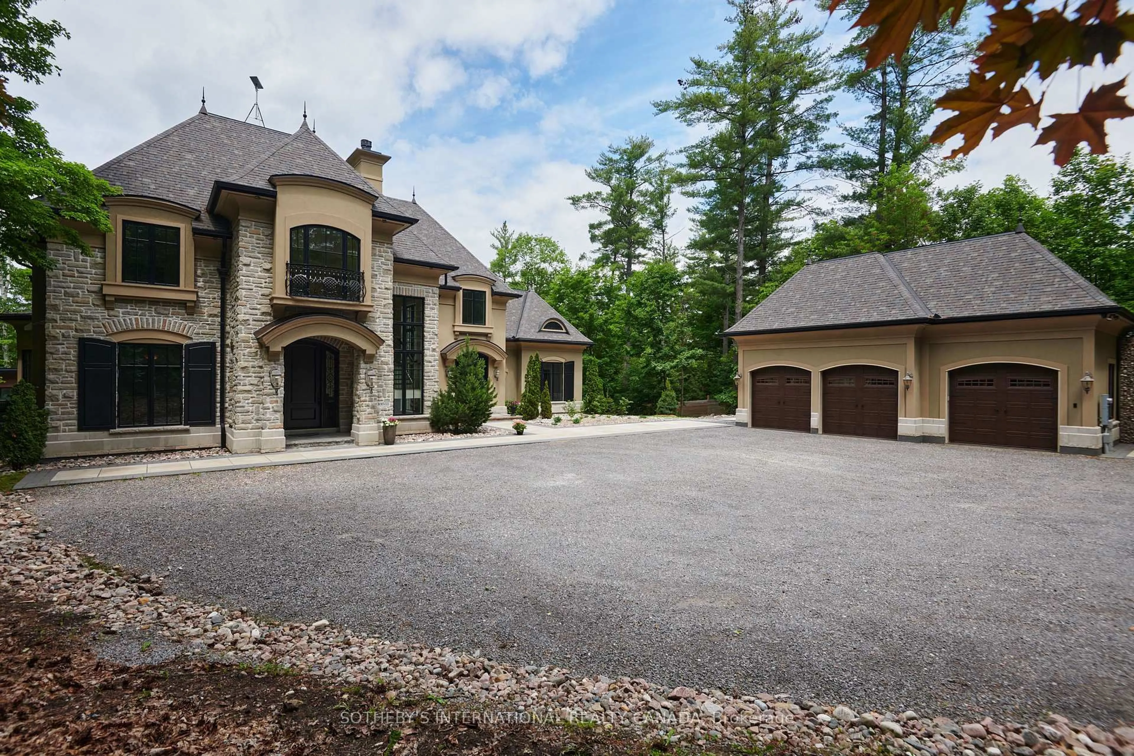 Unknown for 106 Lorlei Dr, White Lake Ontario K0A 3L0