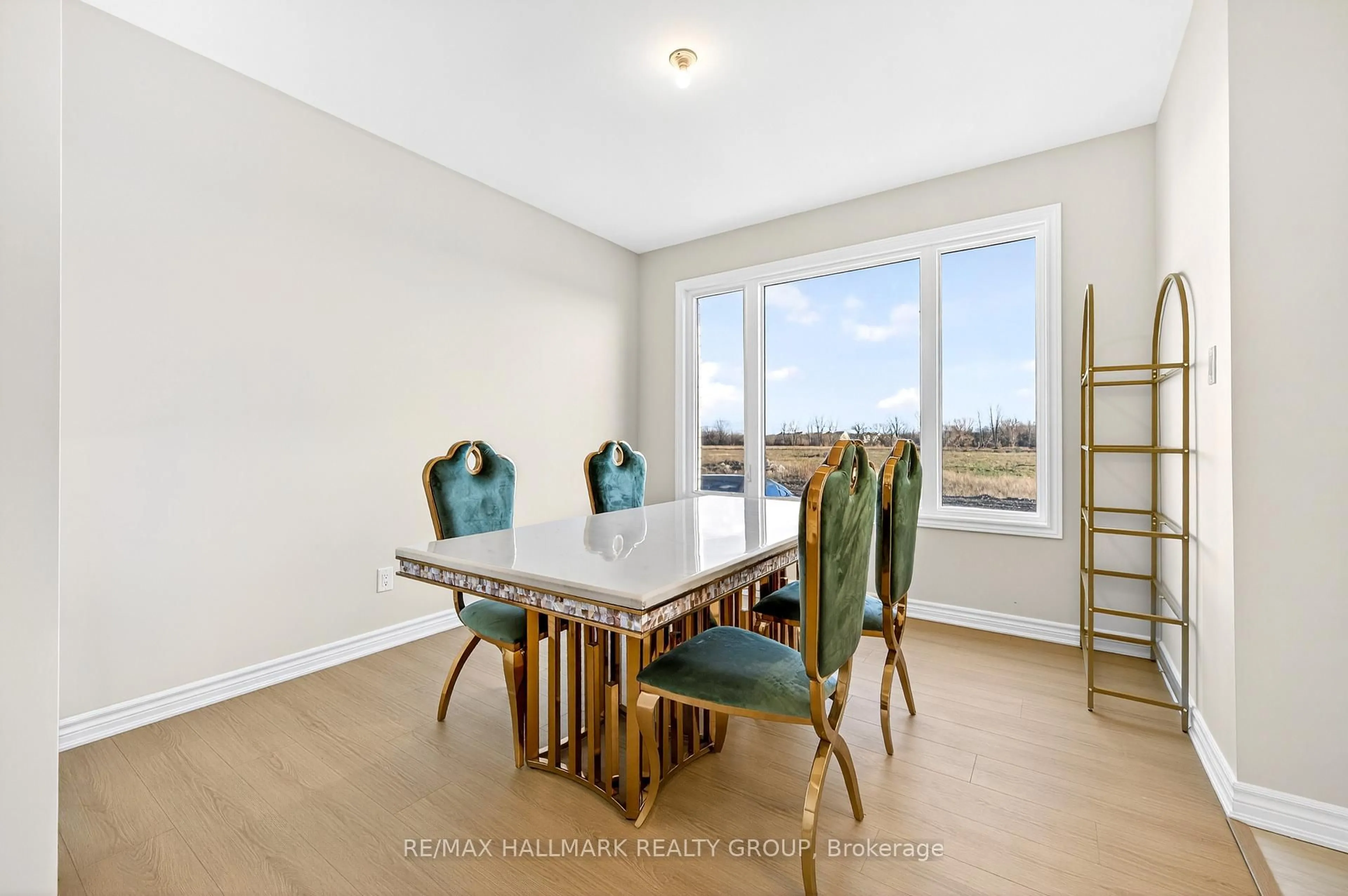 Dining room, unknown for 258 Sapling Grve, Ottawa Ontario K2J 7L9