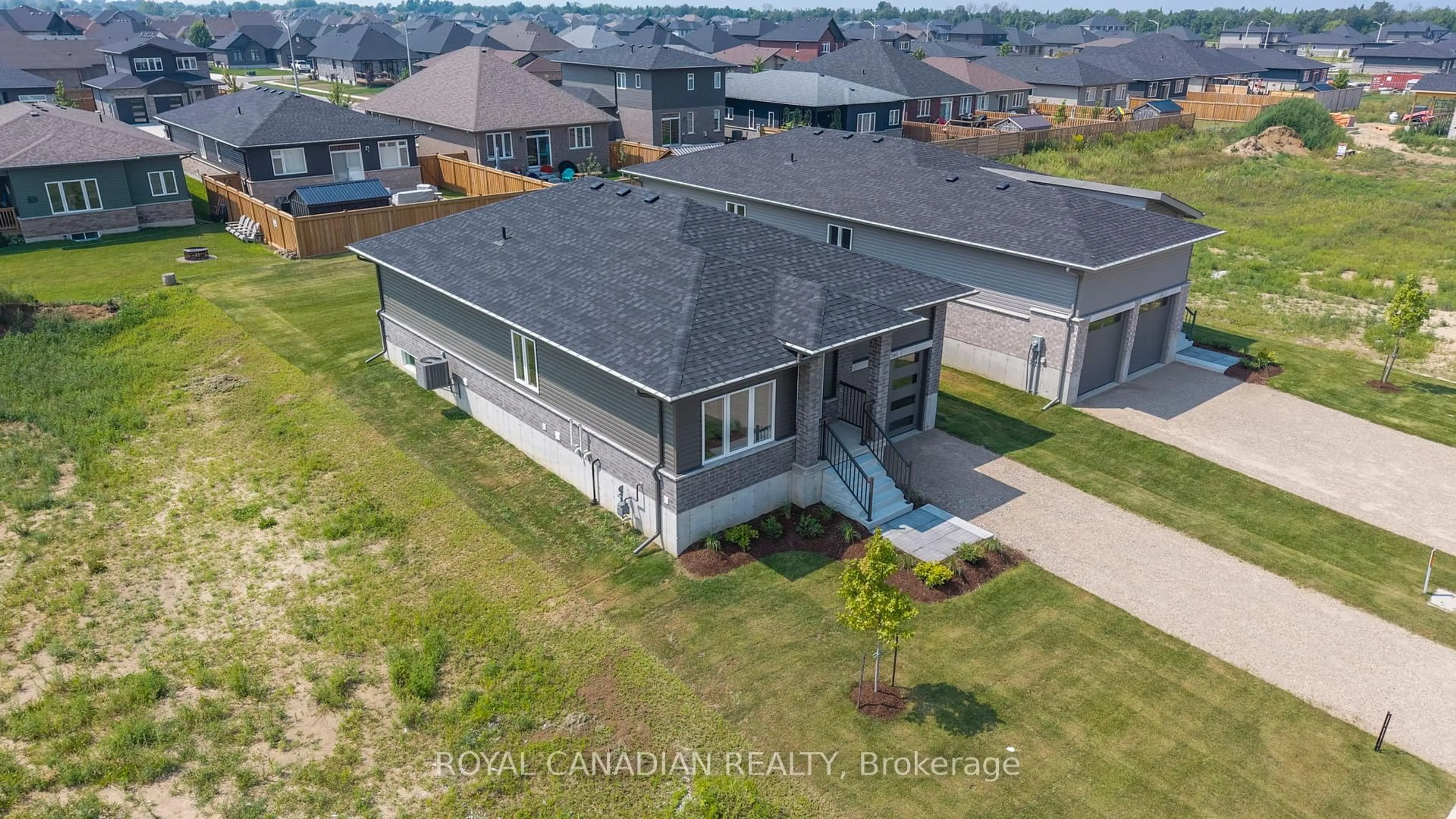 A pic from outside/outdoor area/front of a property/back of a property/a pic from drone, street for 380 HAWTHORNE St, Saugeen Shores Ontario N0H 2C3