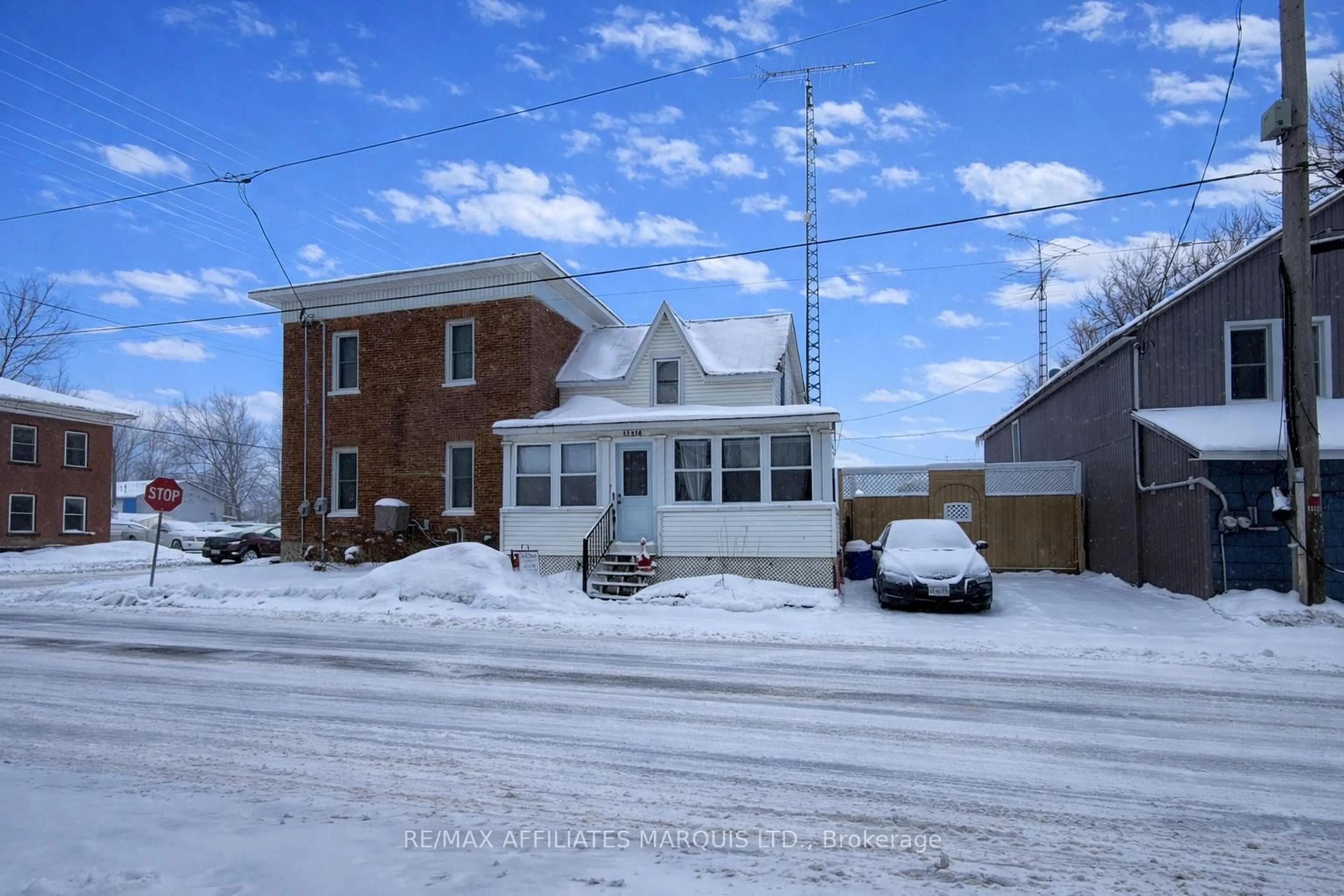 A pic from outside/outdoor area/front of a property/back of a property/a pic from drone, street for 4314 County Road 31 Rd, South Dundas Ontario K0C 2H0