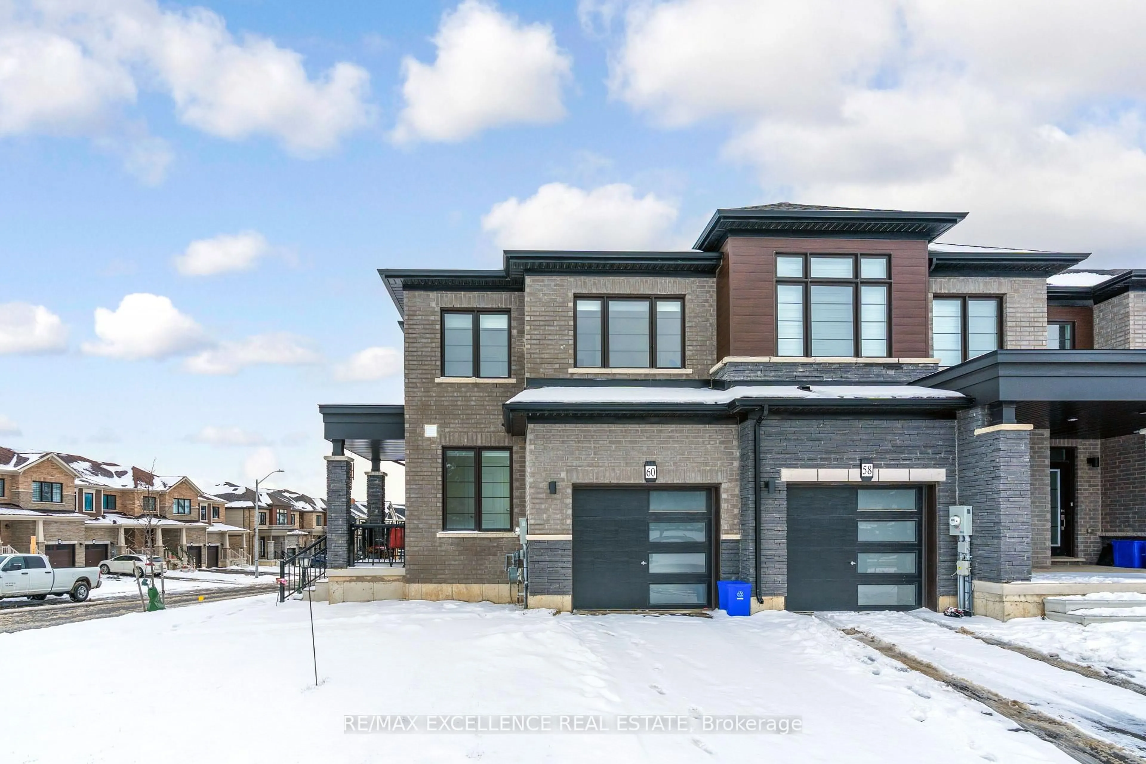 Home with brick exterior material, street for 60 Granville Cres, Haldimand Ontario N3W 0J6