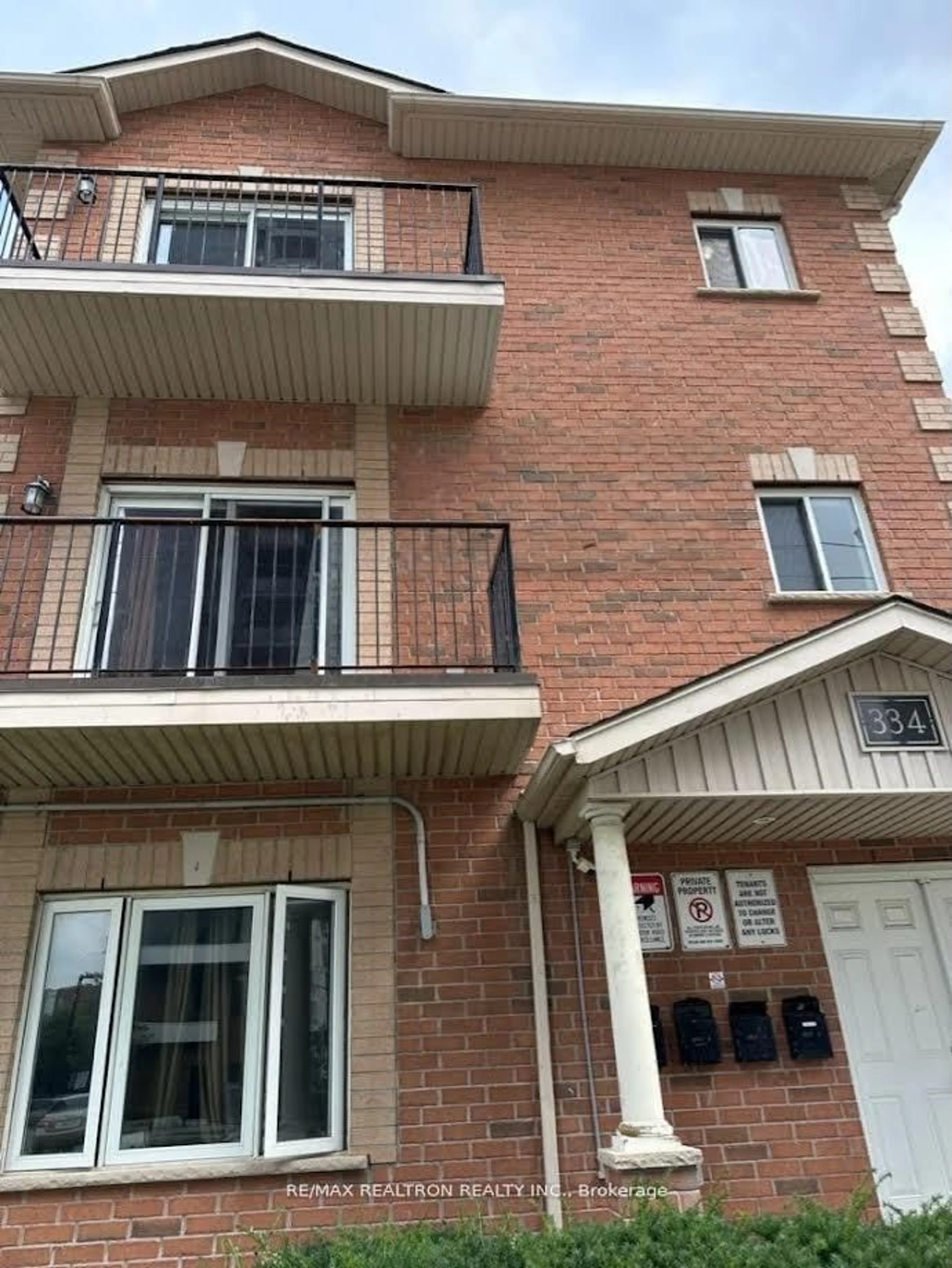 Unknown for 334 King St, Waterloo Ontario N2J 2Z2