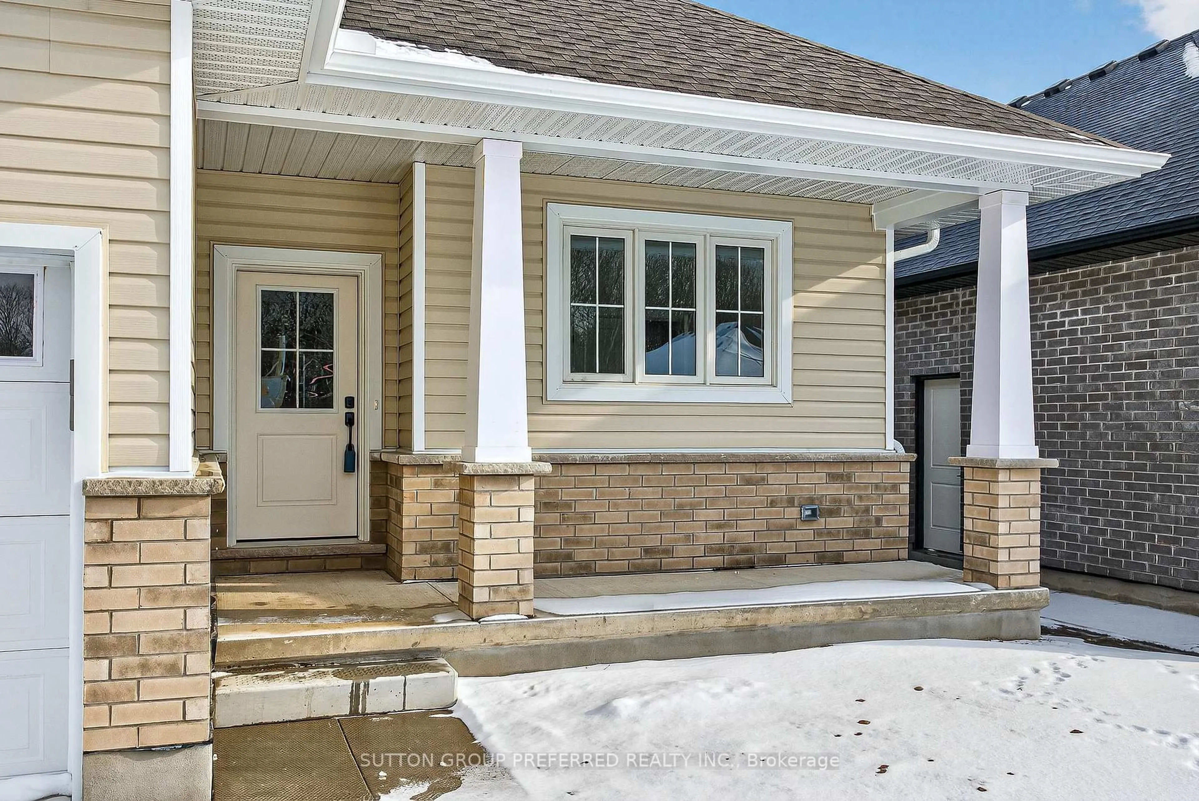 Unknown for 37 Ayrshire Ave, St. Thomas Ontario N5P 3S6