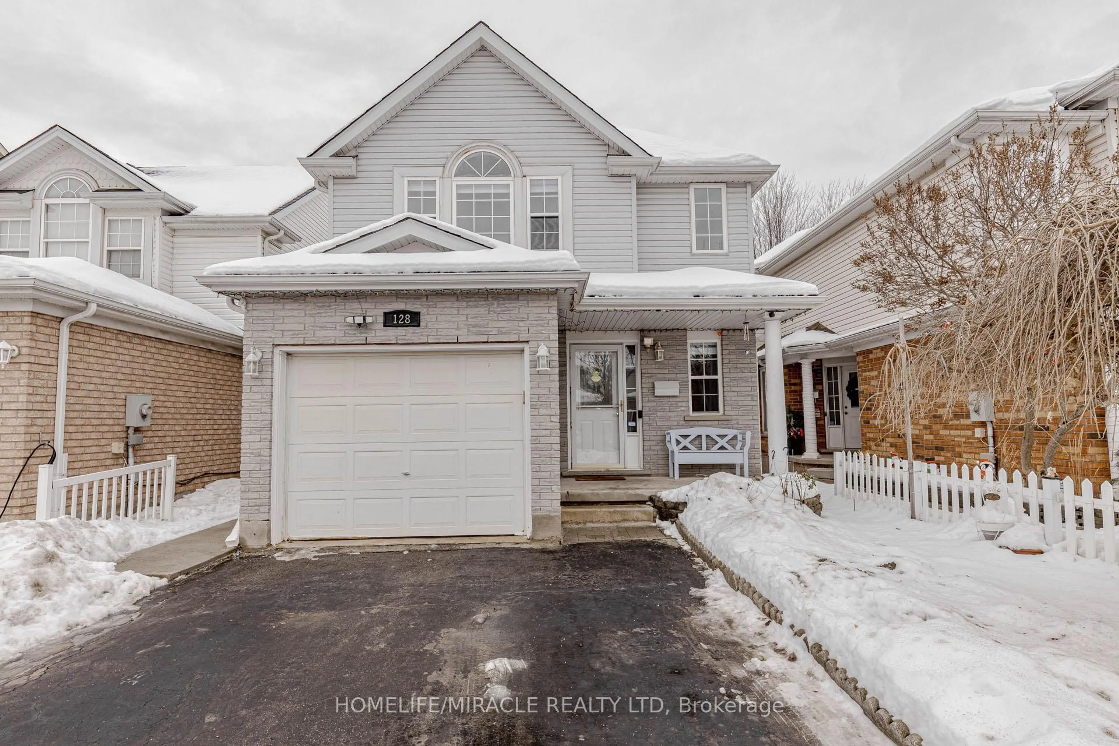 Unknown for 128 Karalee Cres, Cambridge Ontario N3C 4H4