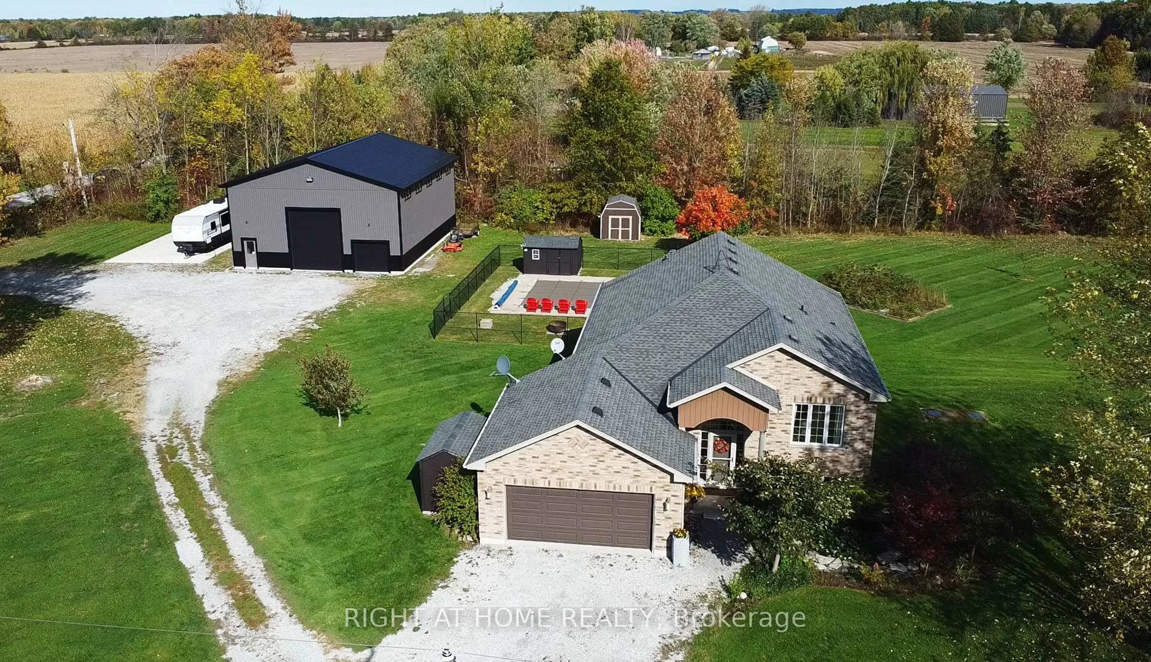 A pic from outside/outdoor area/front of a property/back of a property/a pic from drone, unknown for 40996 Forks Rd, Wainfleet Ontario L0S 1V0
