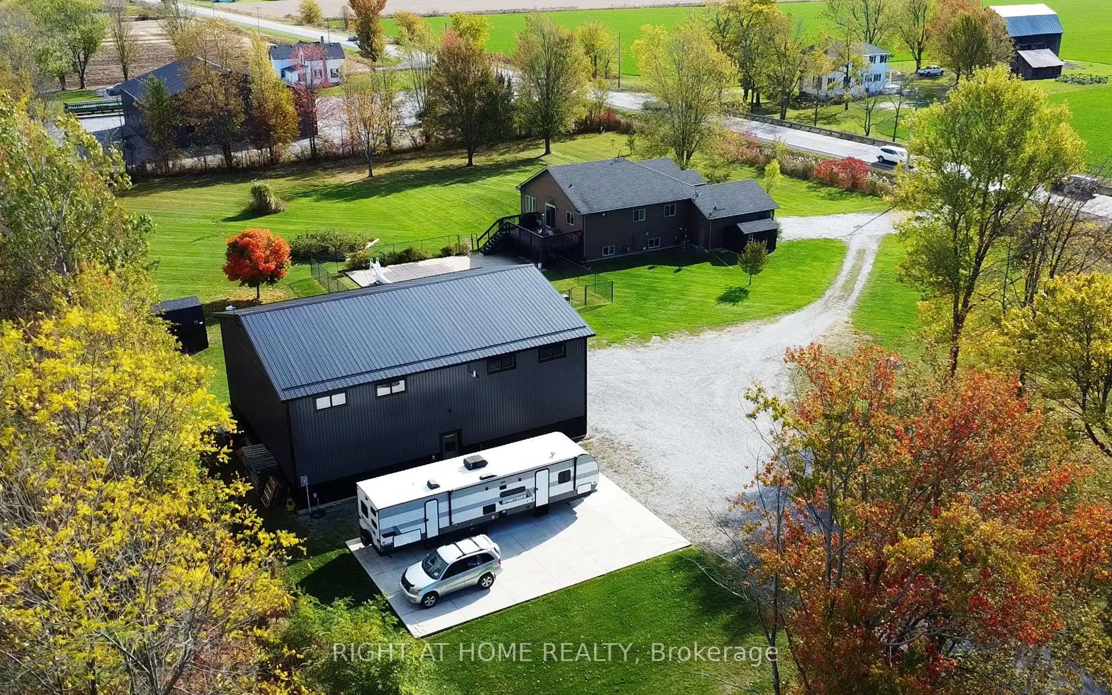 A pic from outside/outdoor area/front of a property/back of a property/a pic from drone, unknown for 40996 Forks Rd, Wainfleet Ontario L0S 1V0