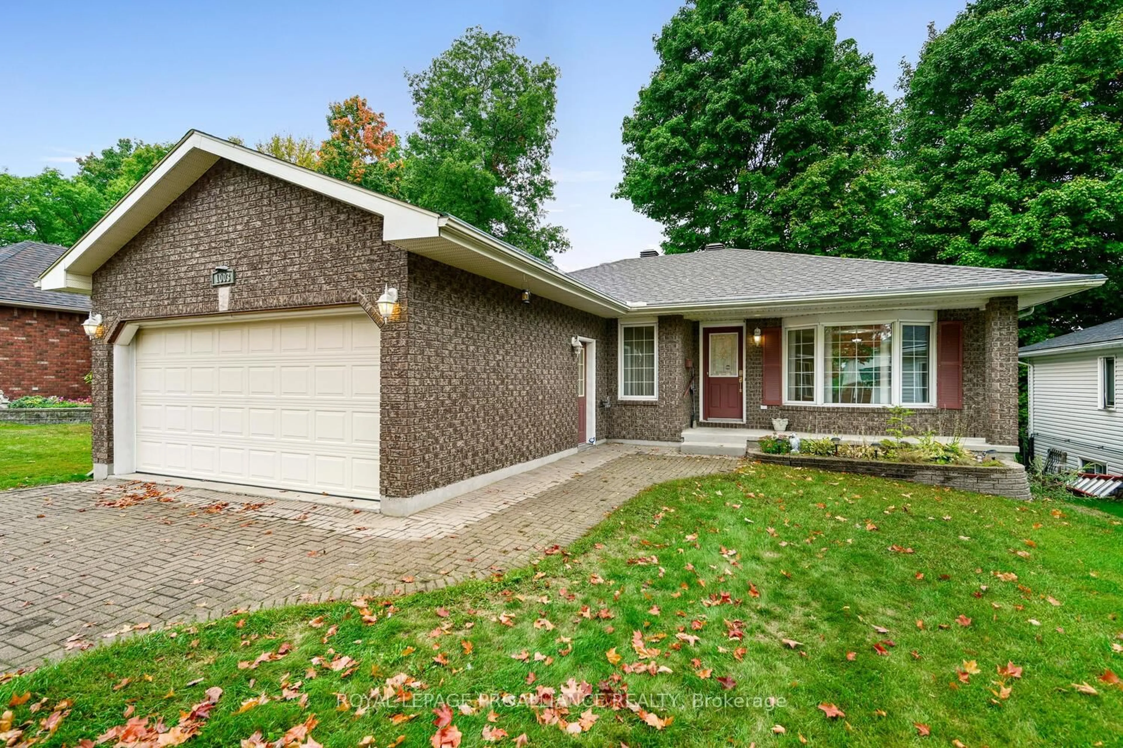 Home with brick exterior material, street for 1003 Montrose St, Brockville Ontario K6V 7E9