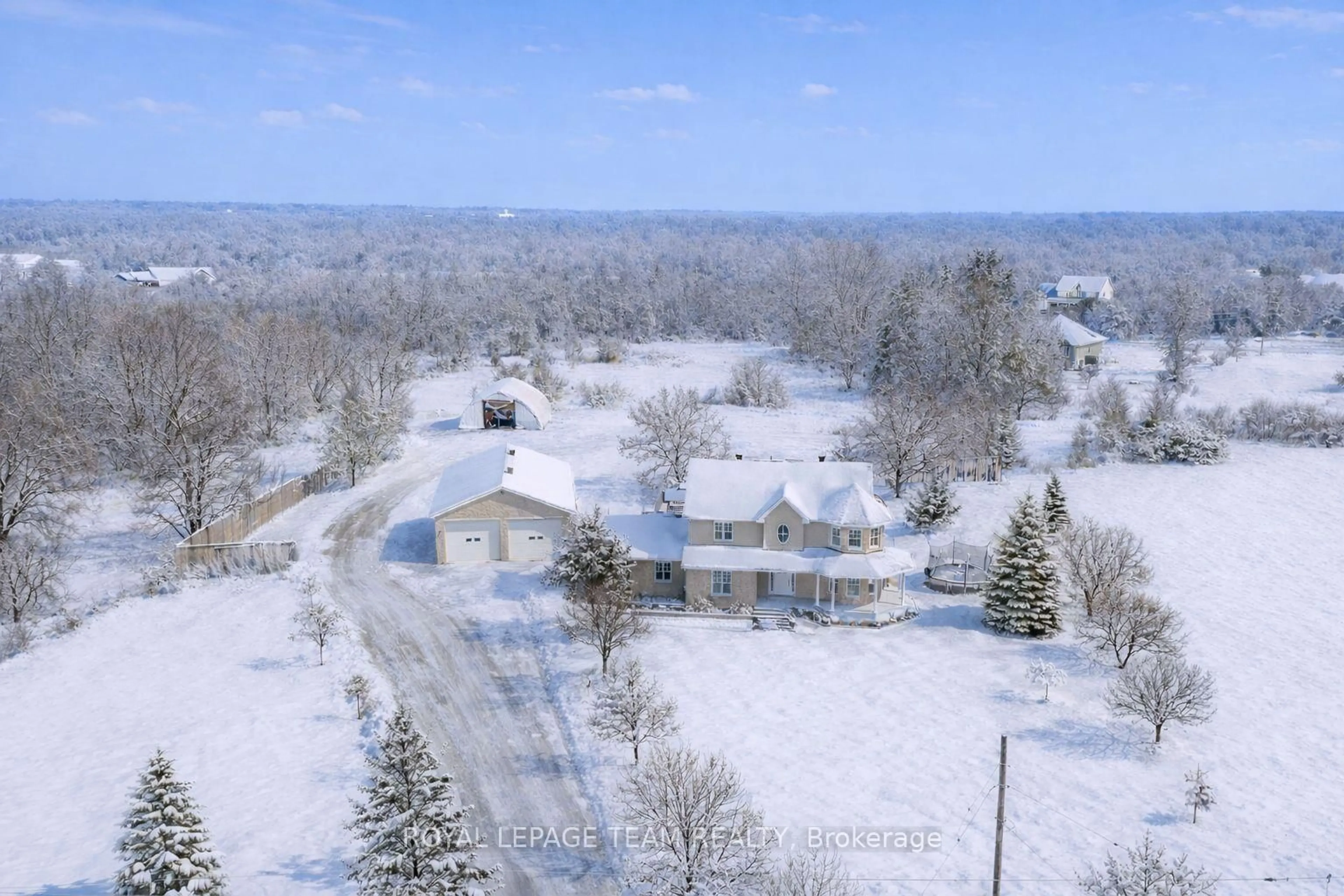 A pic from outside/outdoor area/front of a property/back of a property/a pic from drone, unknown for 7474 Mitch Owens Rd, Ottawa Ontario K4P 1K9
