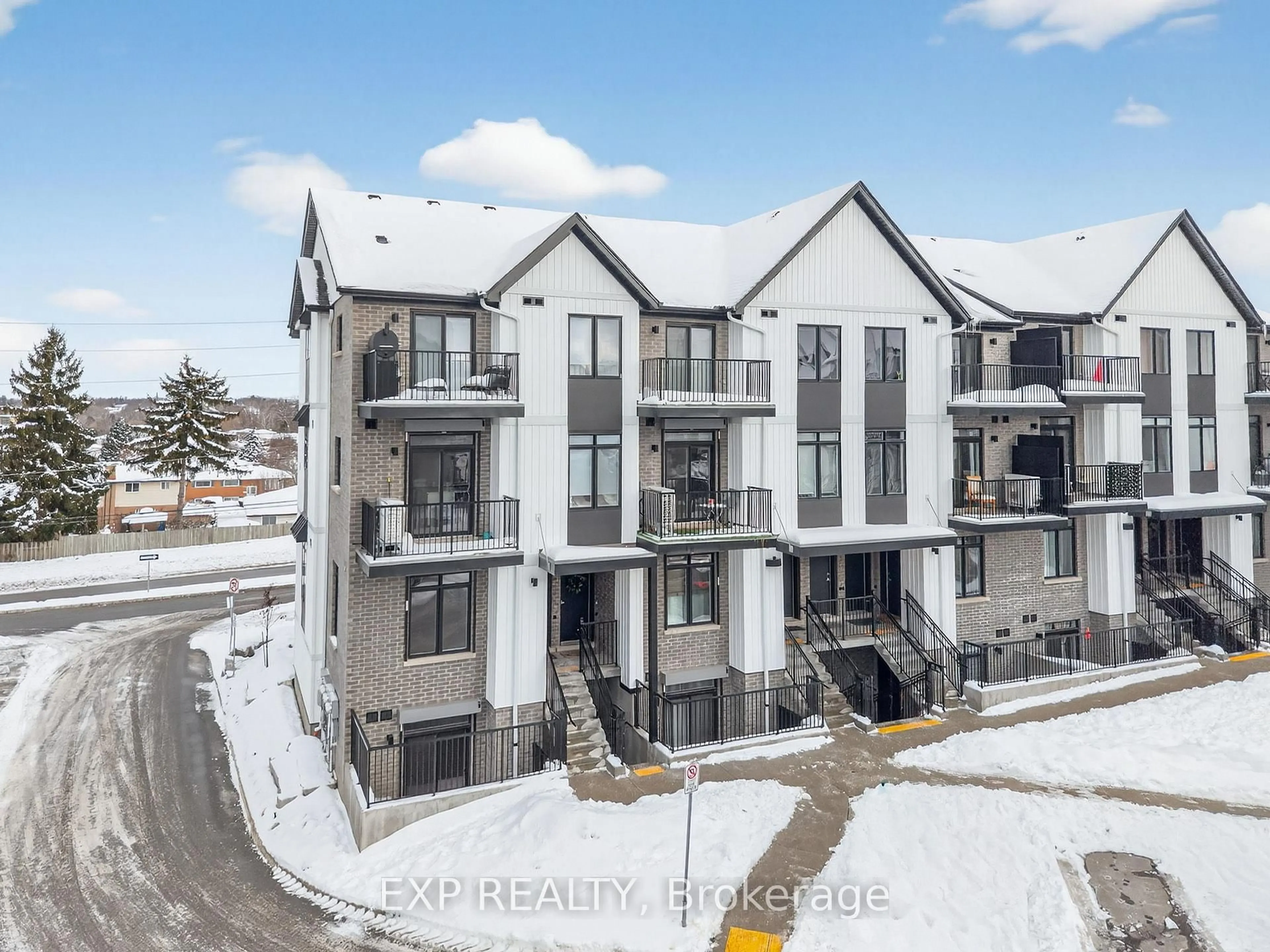 A pic from outside/outdoor area/front of a property/back of a property/a pic from drone, unknown for 405 Myers Rd #1, Cambridge Ontario N1P 1J6