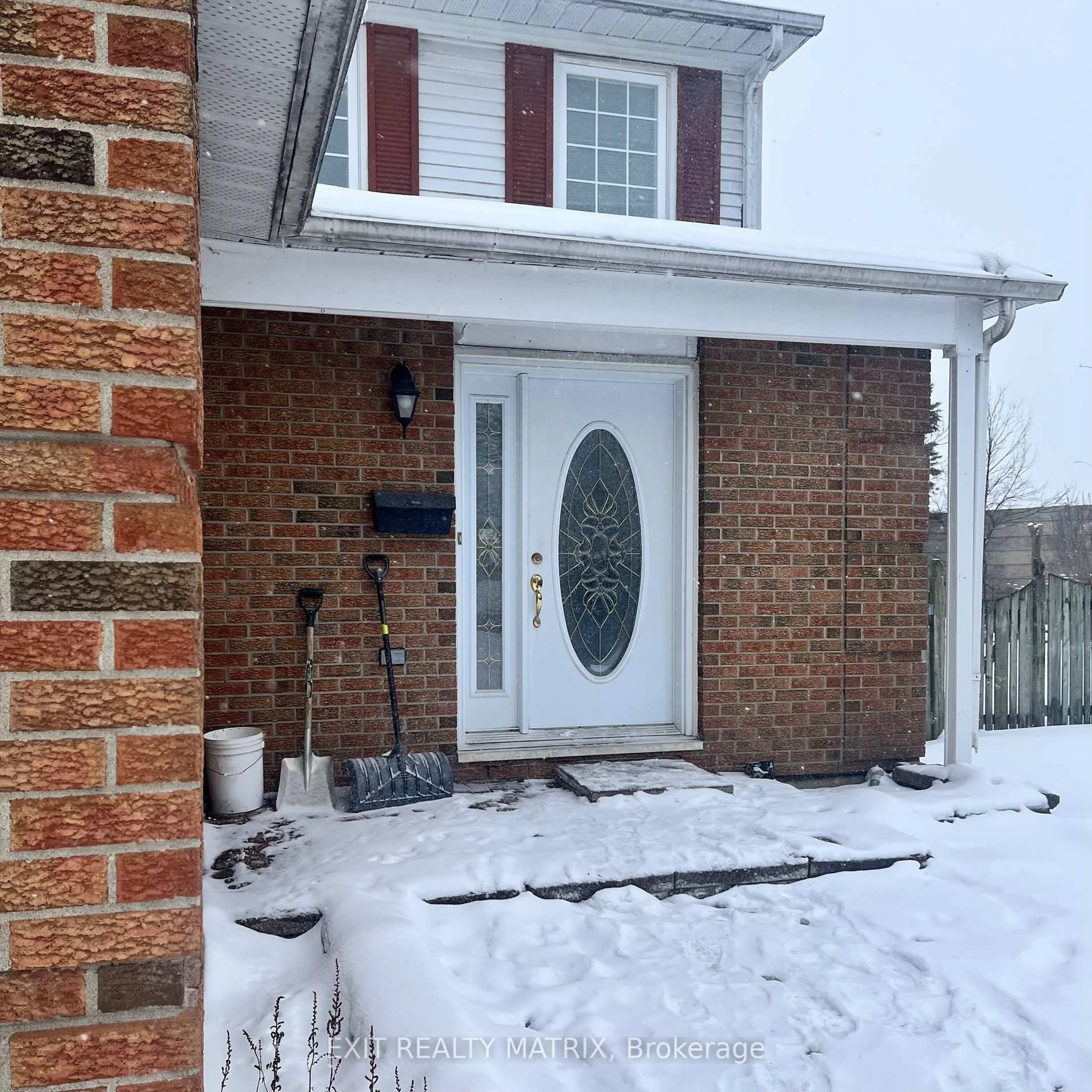 Home with brick exterior material, street for 1123 Burgundy Lane, Orleans Ontario K1C 2M9