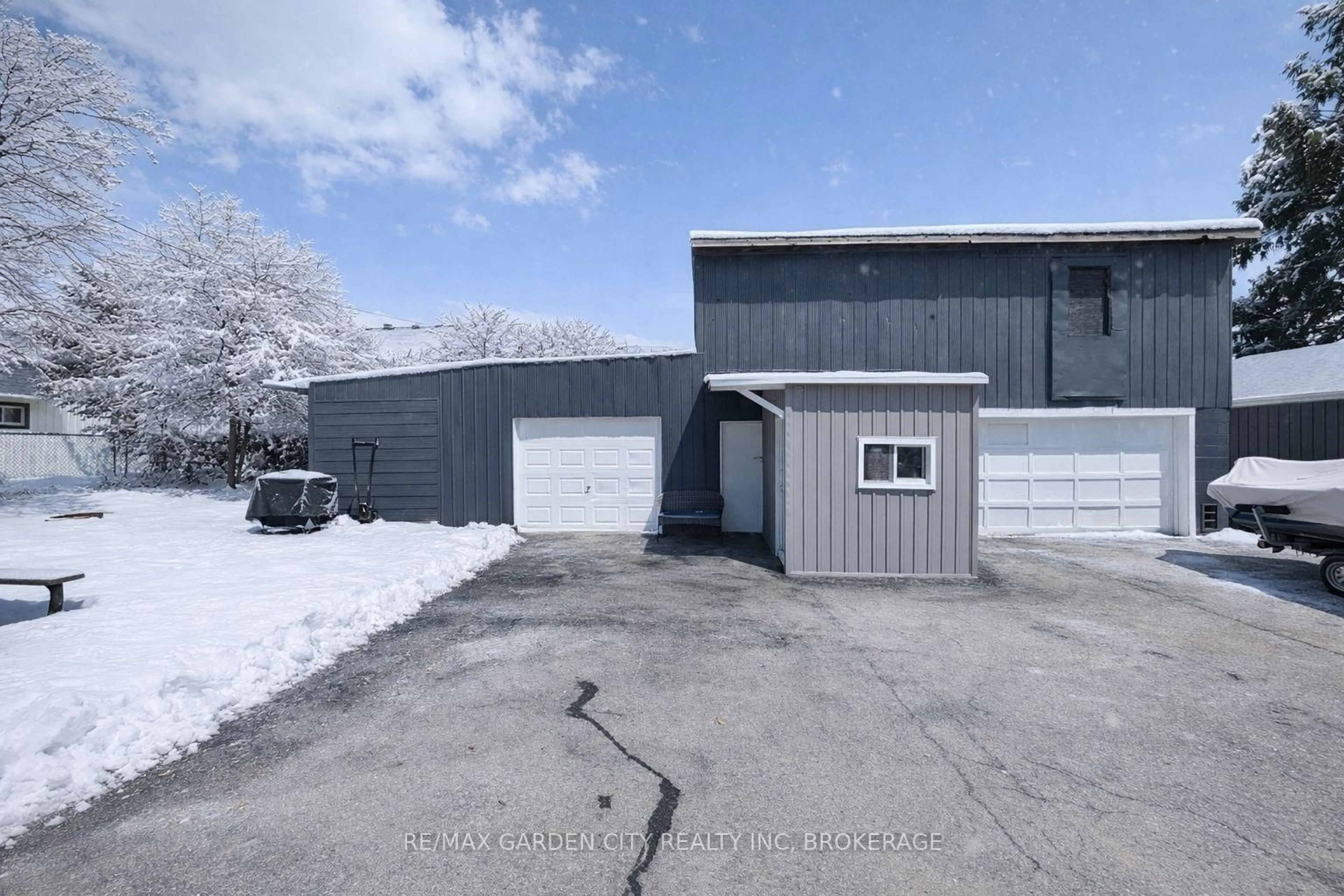 Unknown for 222 Ridgeway Rd, Fort Erie Ontario L0S 1B0