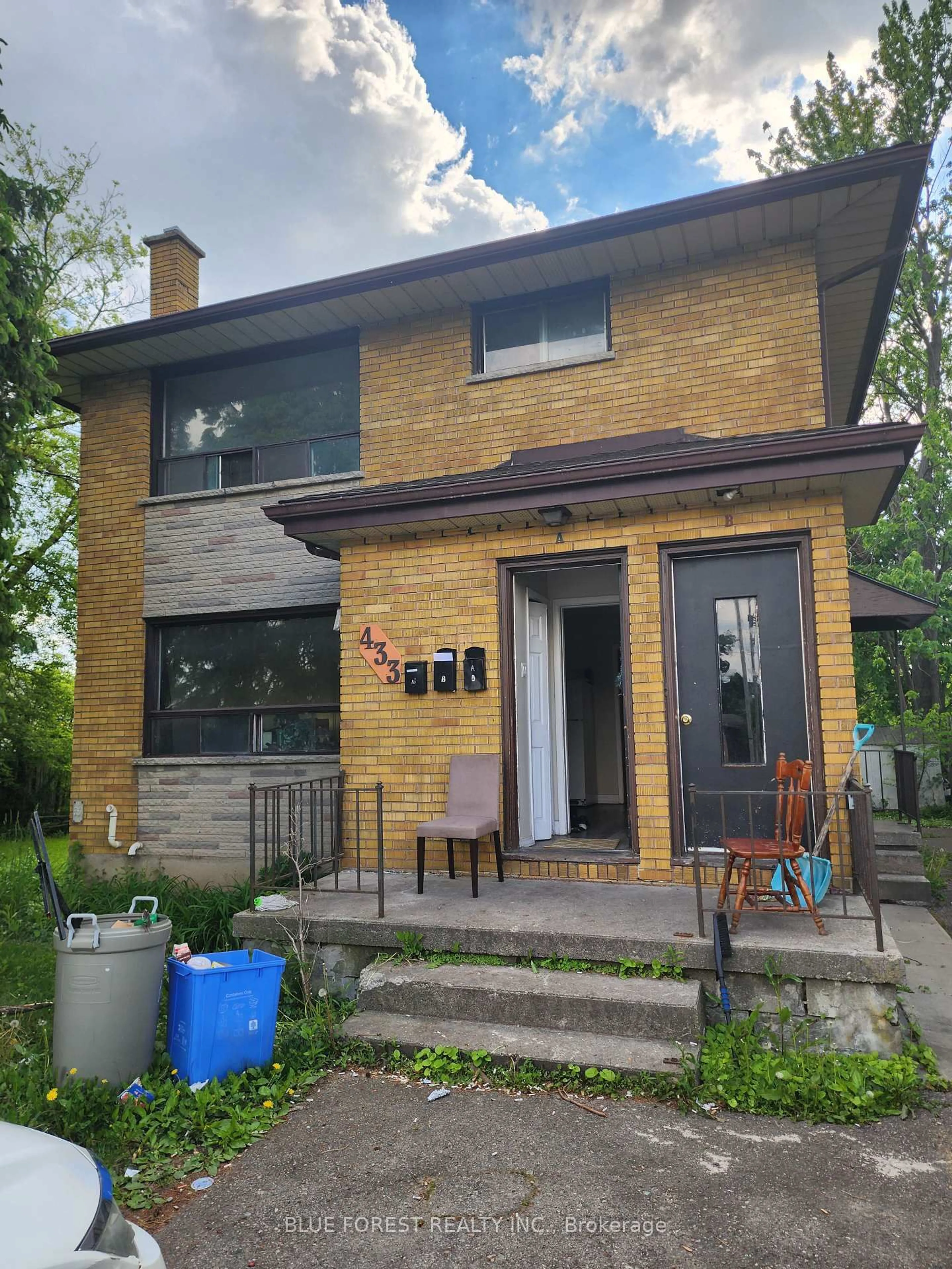Home with brick exterior material, street for 433 Second St, London East Ontario N5W 4T2