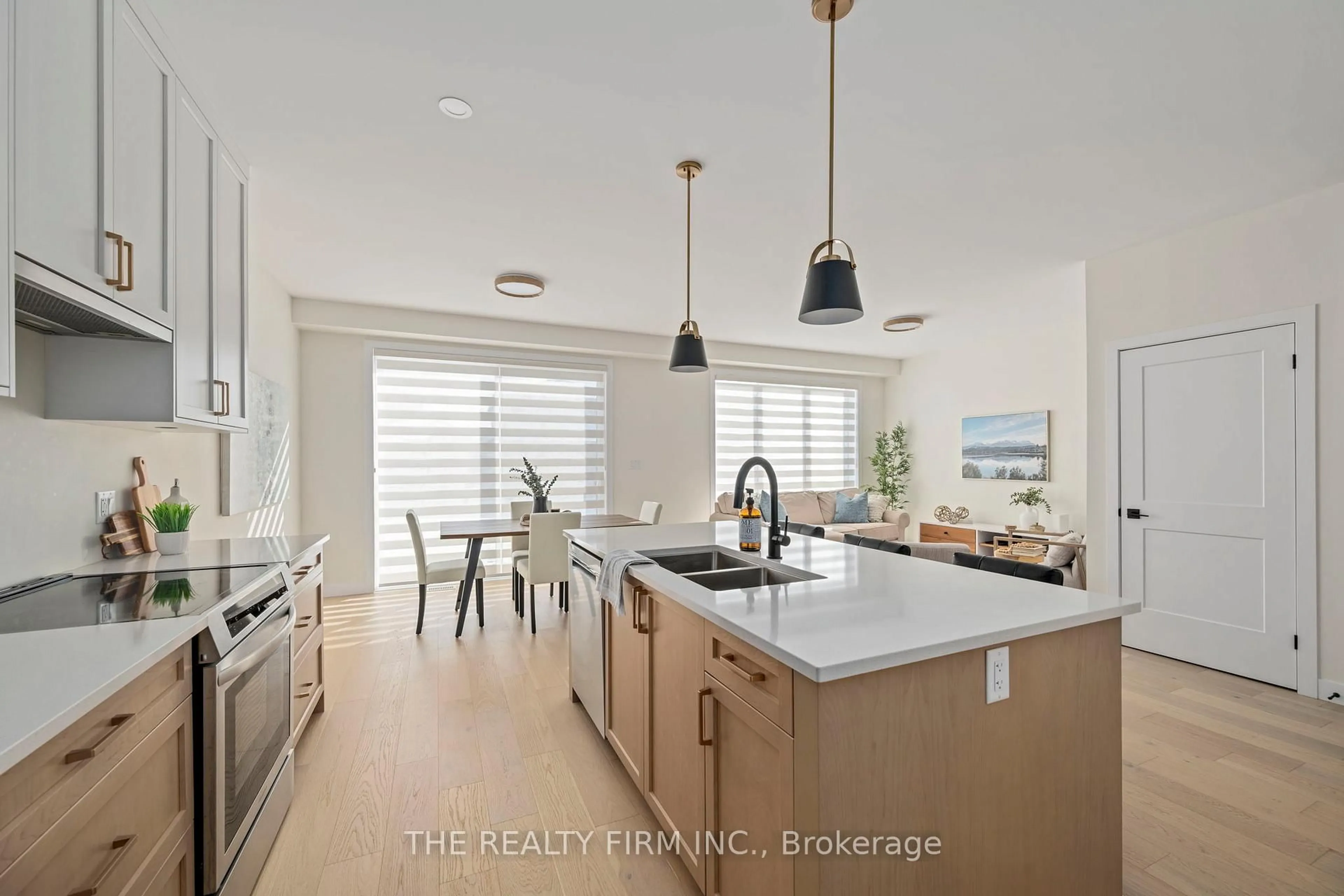 Open concept kitchen, unknown for 2172 Saddlerock Ave, London North Ontario N6G 3W3