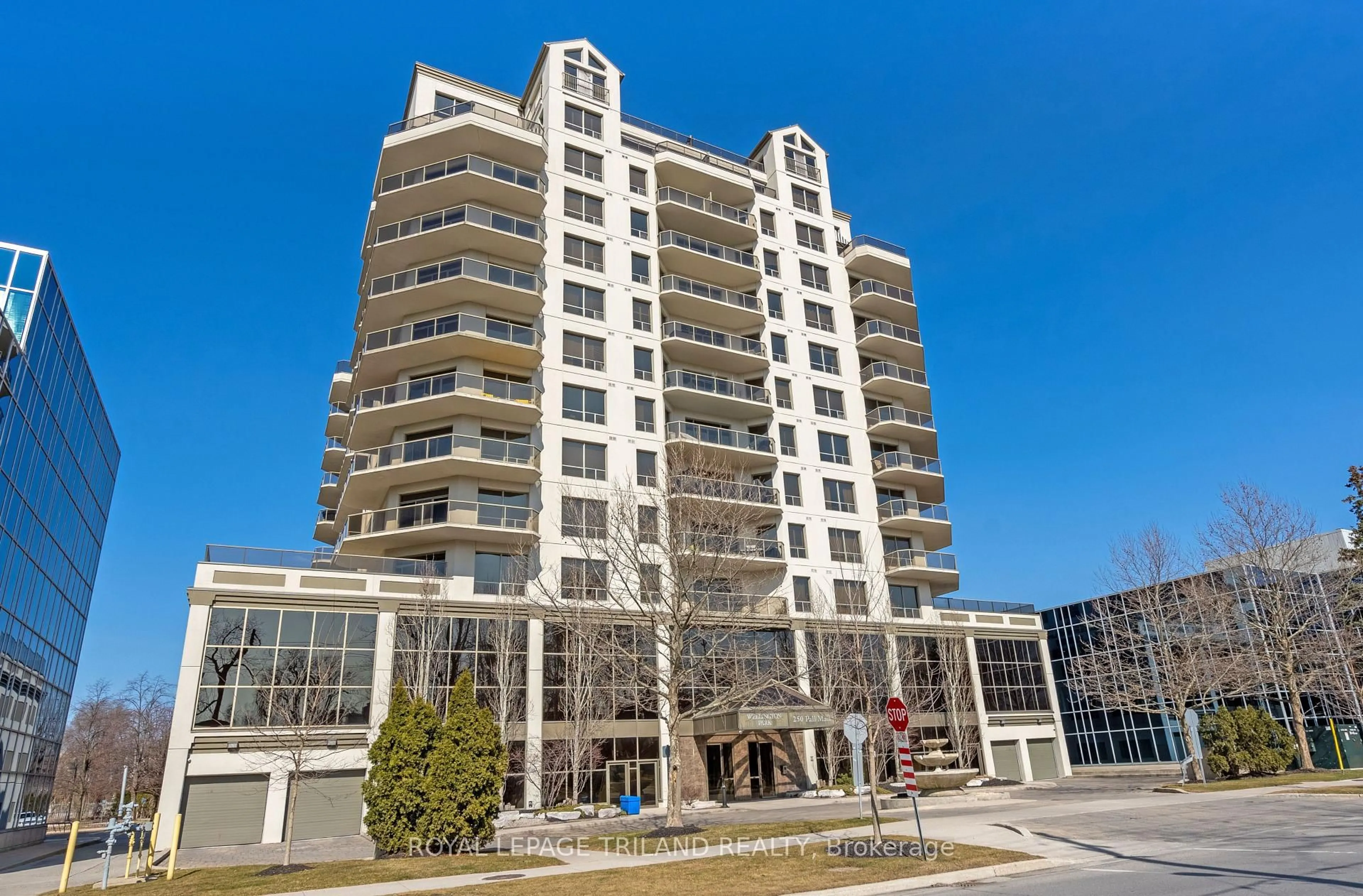 Unknown for 250 Pall Mall St #1202, London East Ontario N6A 6K3