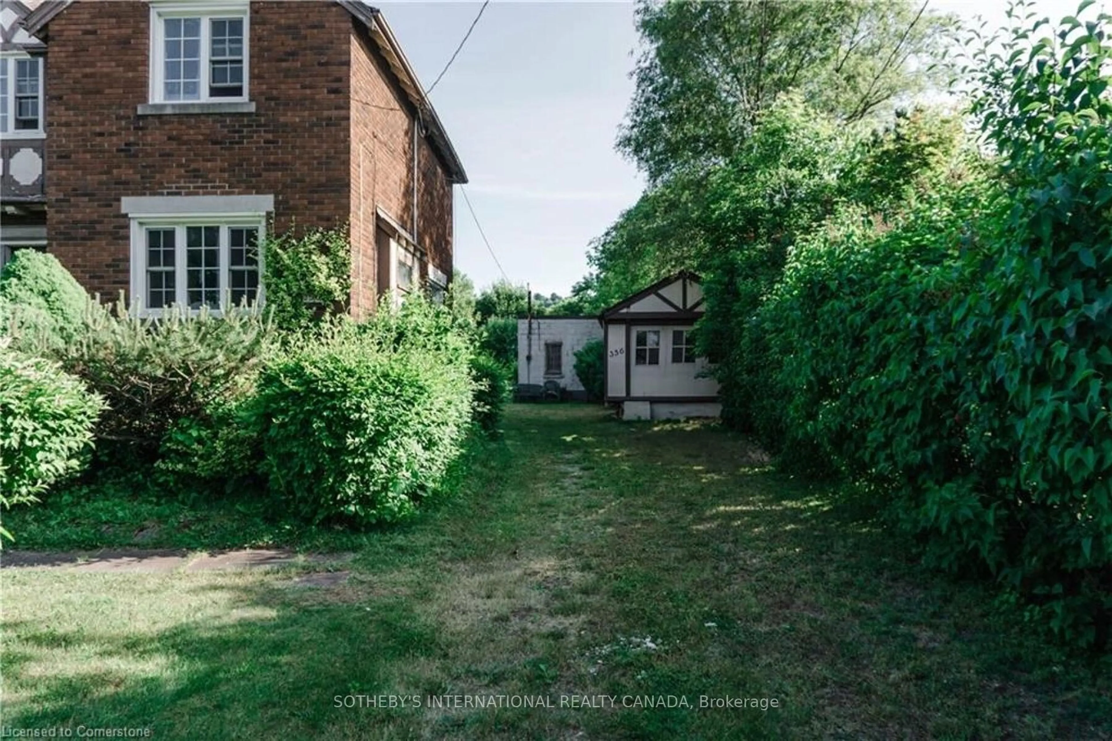 A pic from outside/outdoor area/front of a property/back of a property/a pic from drone, street for 356 King St, Hamilton Ontario L8G 1M4