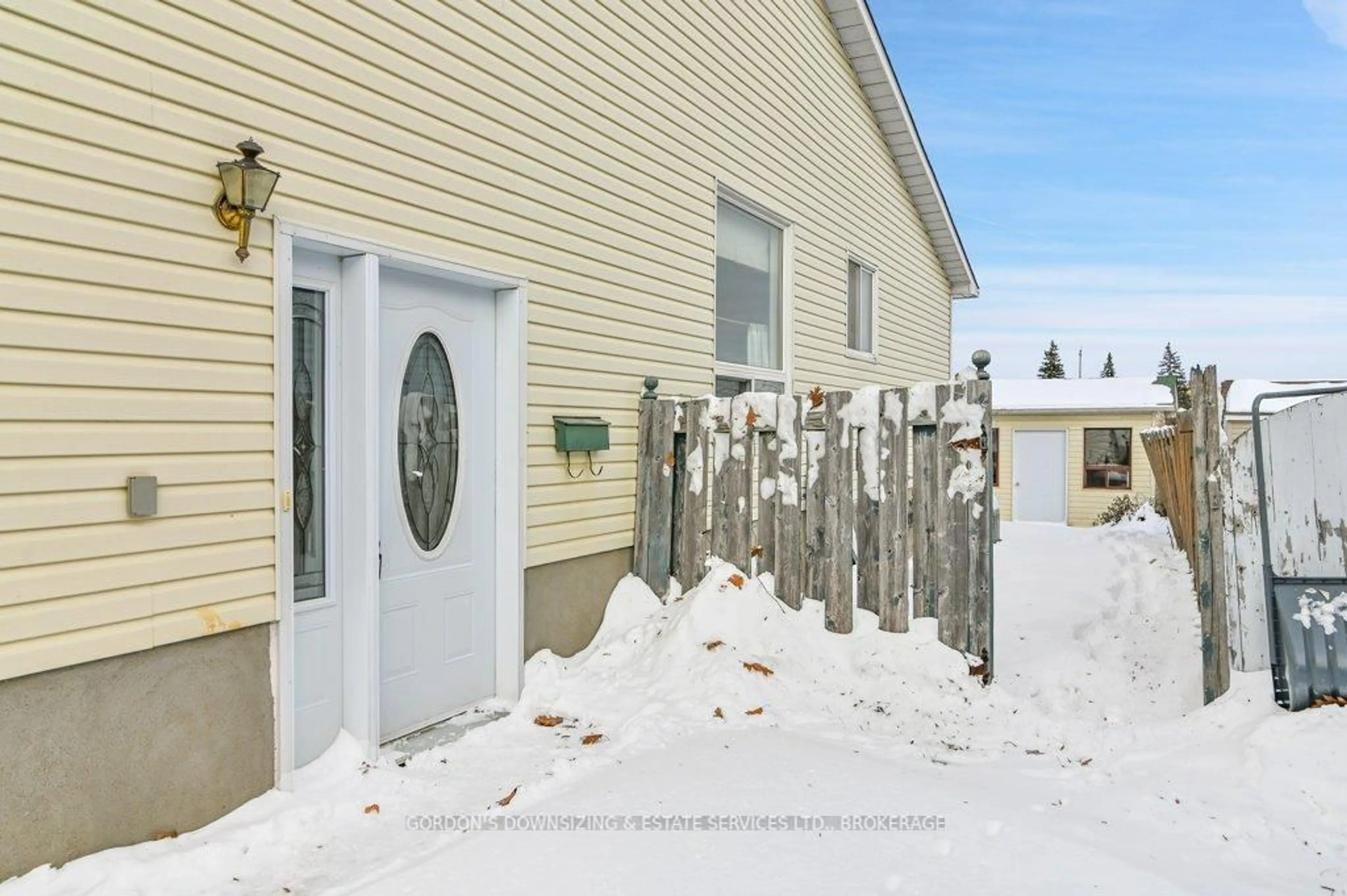 Unknown for 556 Jase St, Cornwall Ontario K6H 7G5