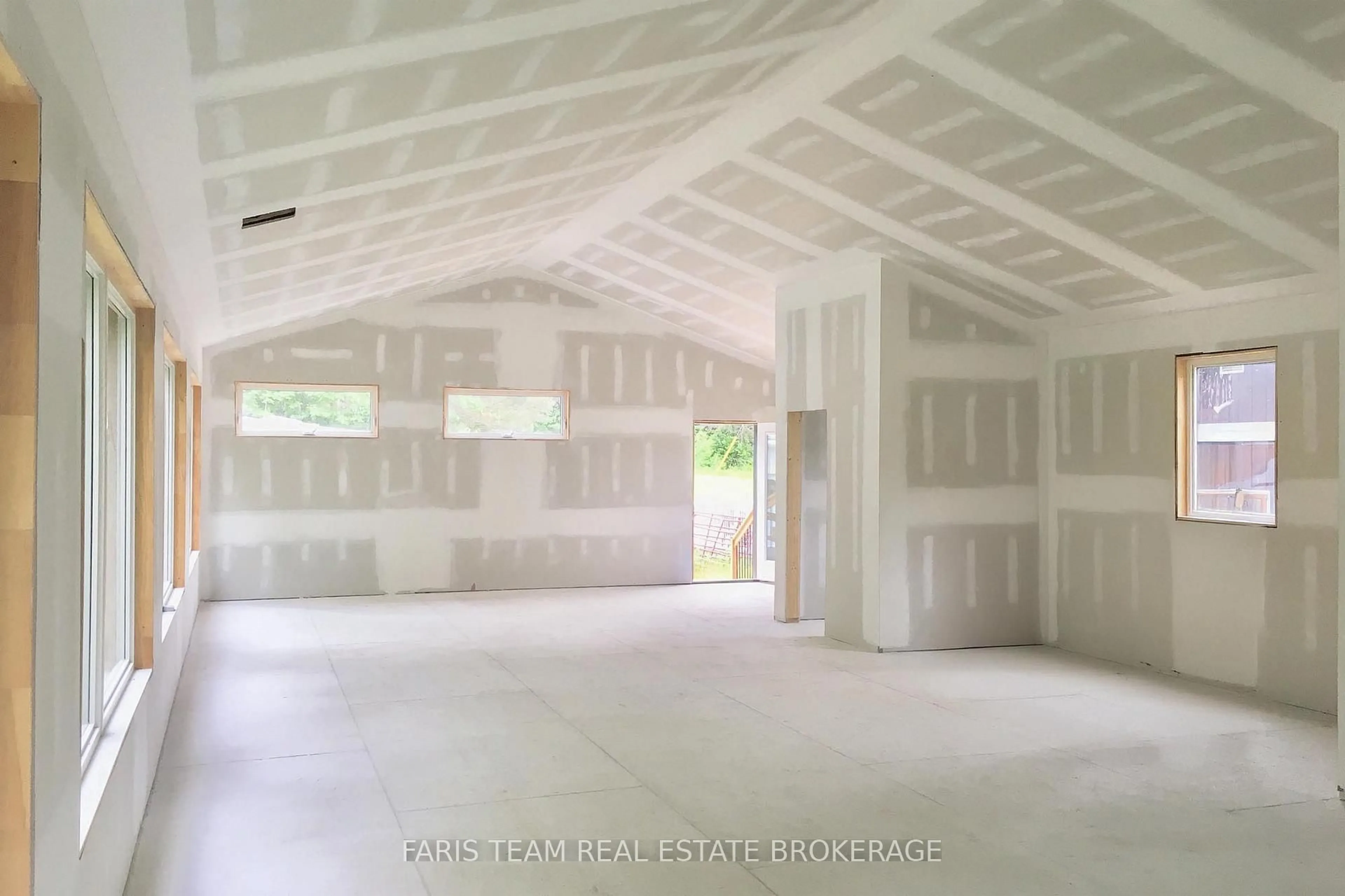 A pic of a room for 2180-2186 Highway 141, Muskoka Lakes Ontario P0B 1L0