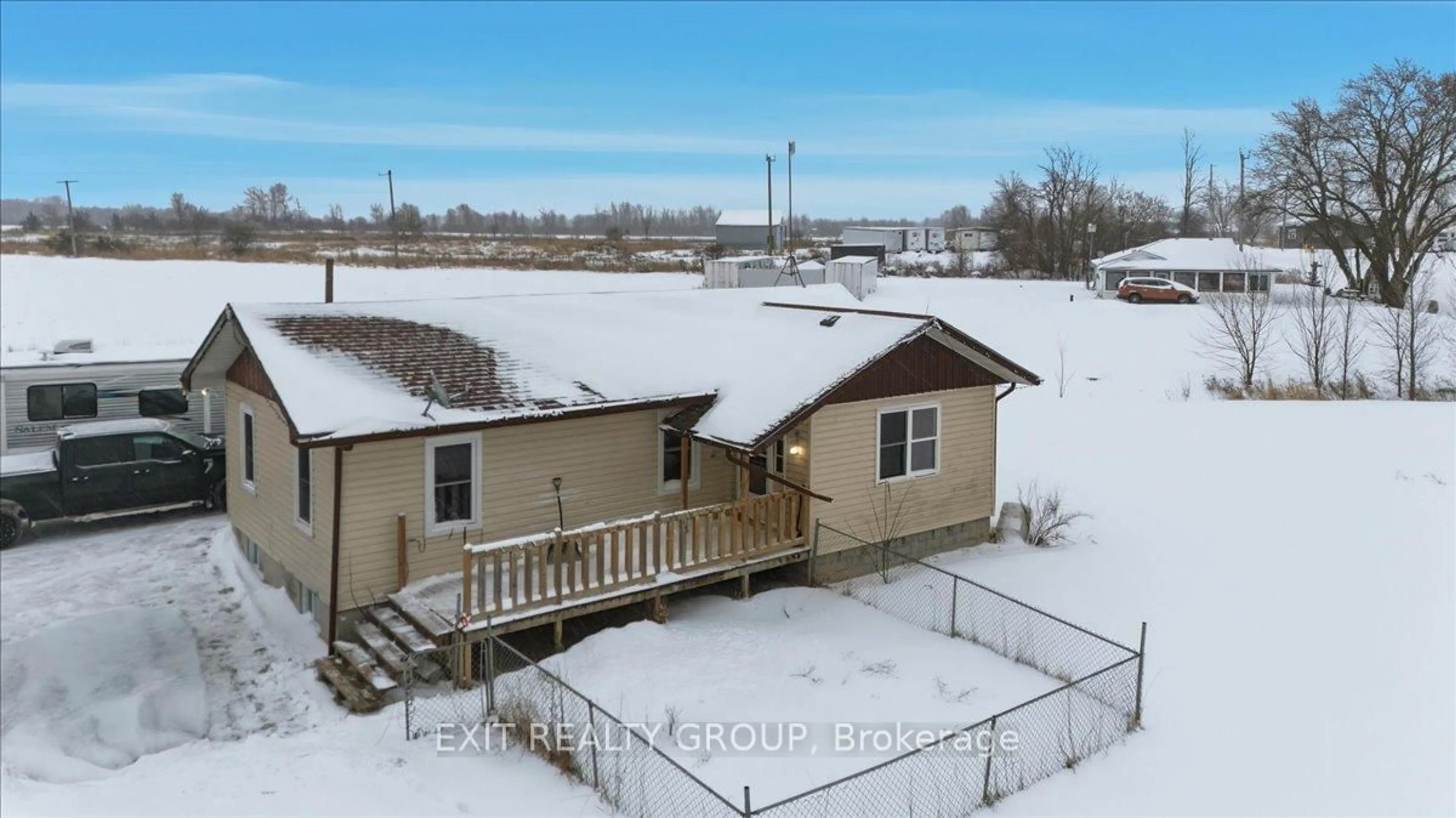 A pic from outside/outdoor area/front of a property/back of a property/a pic from drone, unknown for 16 Catherine St, Shannonville Ontario K0K 3A0