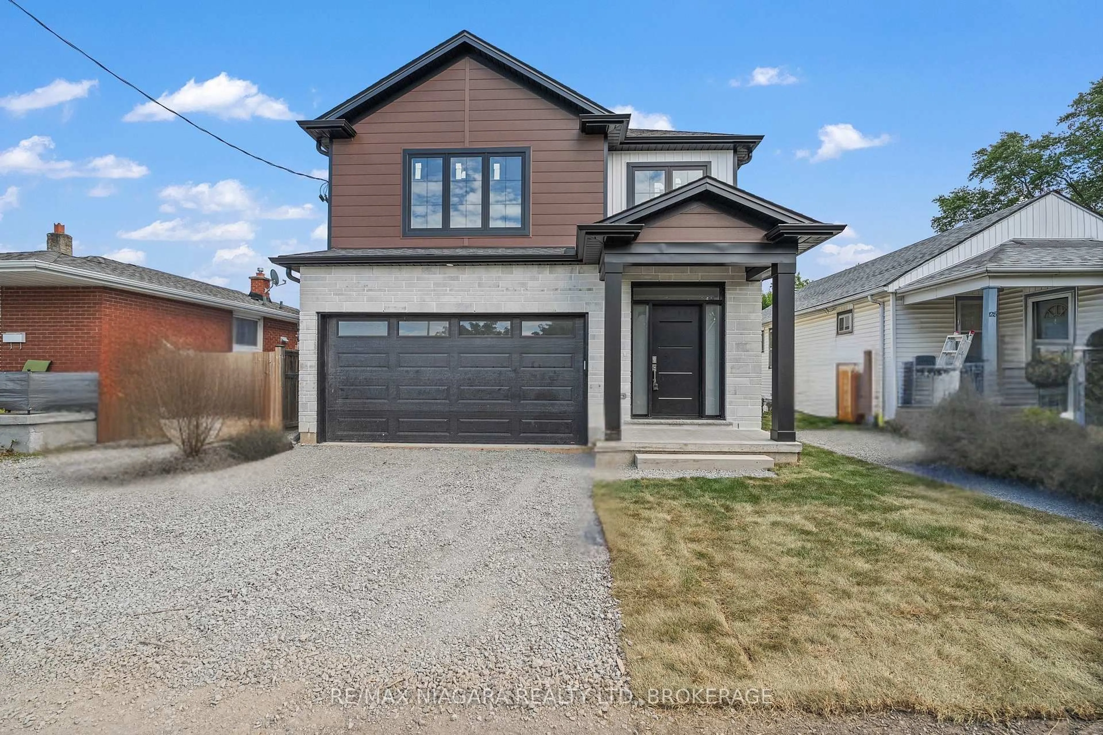 Home with brick exterior material, street for 126 Chetwood St, St. Catharines Ontario L2S 2A9