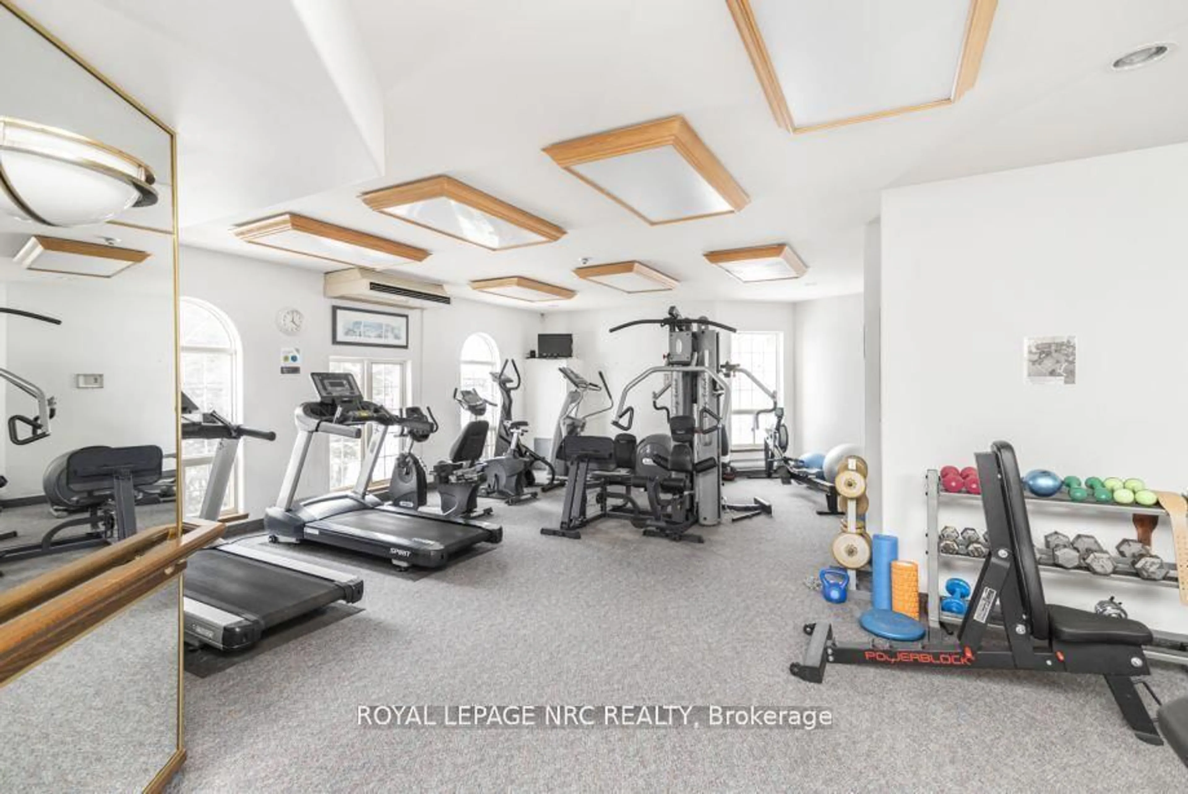 Gym or fitness room for 105 Northernbreeze St, Hamilton Ontario L0R 1W0