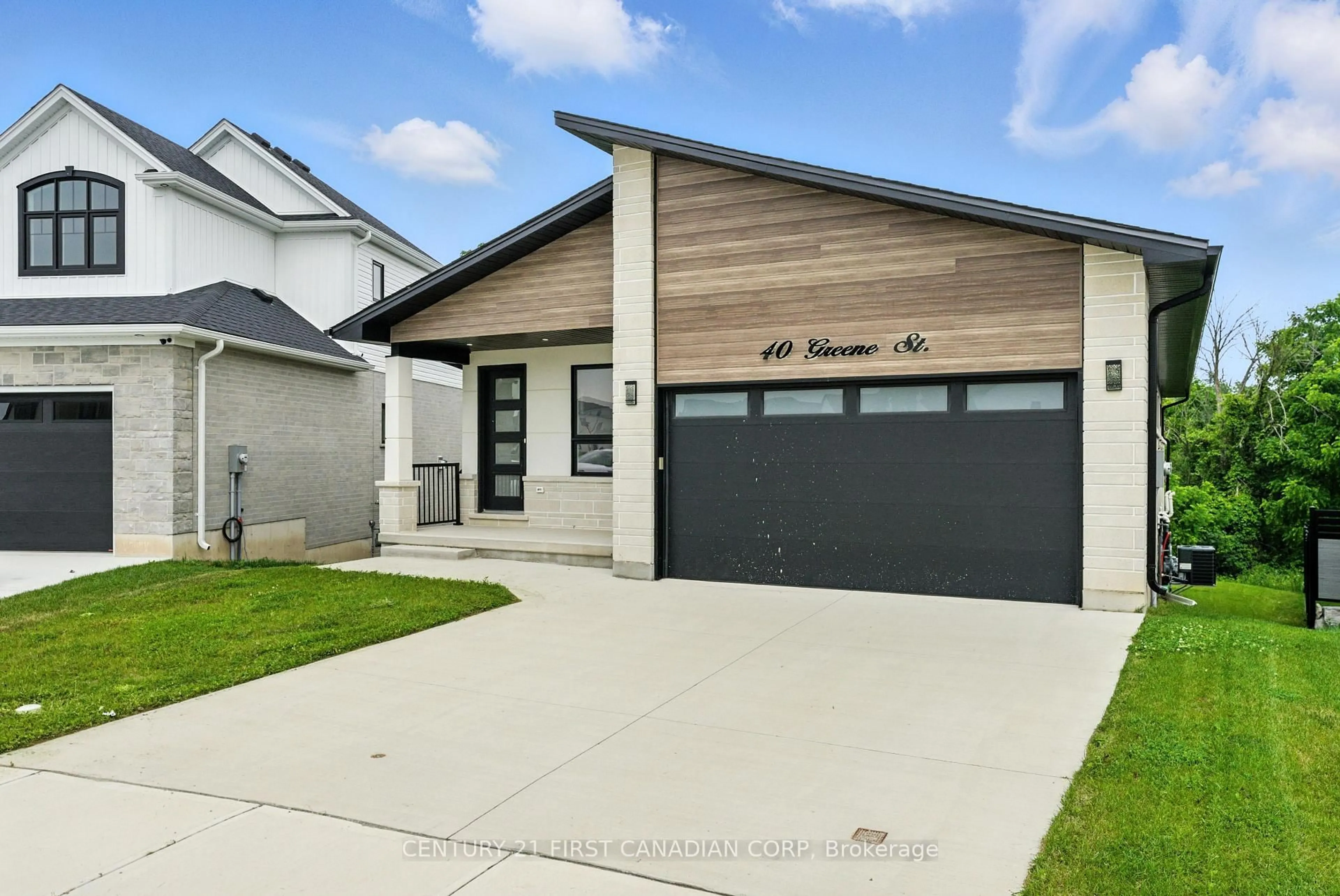 Unknown for 40 Greene St, South Huron Ontario N0M 1S2