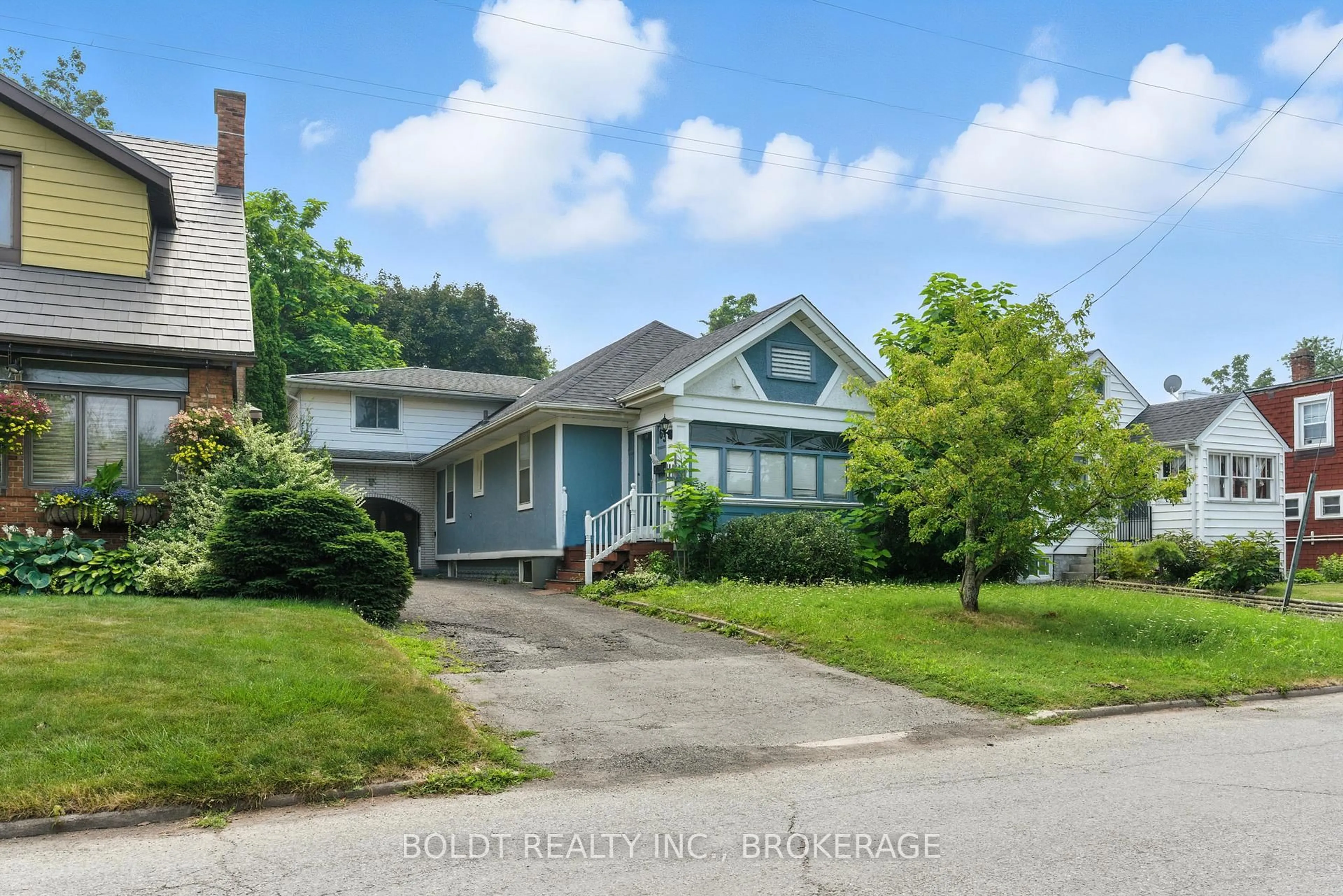 Unknown for 63 Permilla St, St. Catharines Ontario L2S 2G4