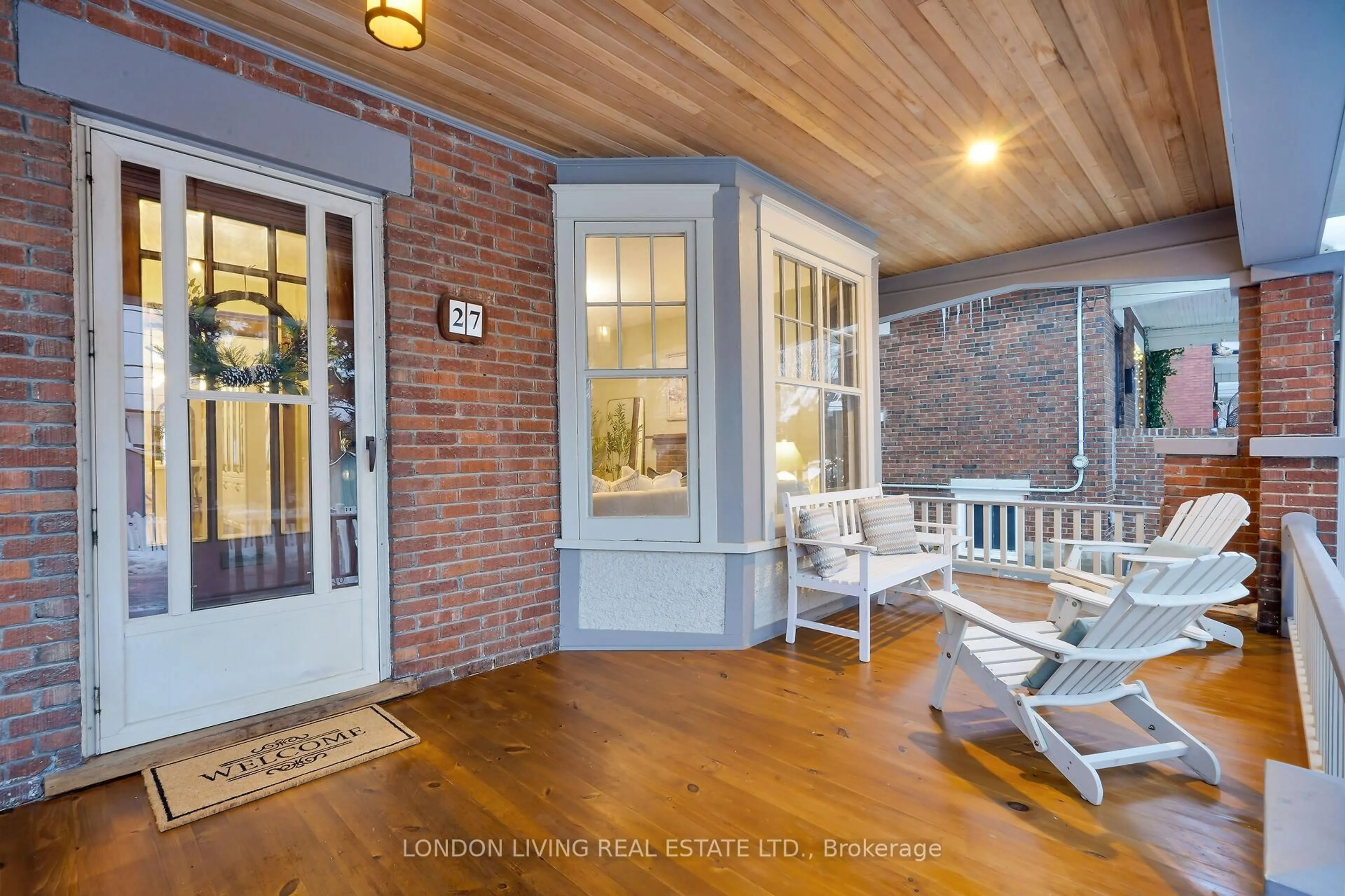 Patio, street for 27 Ardaven Pl, London South Ontario N6C 1H4