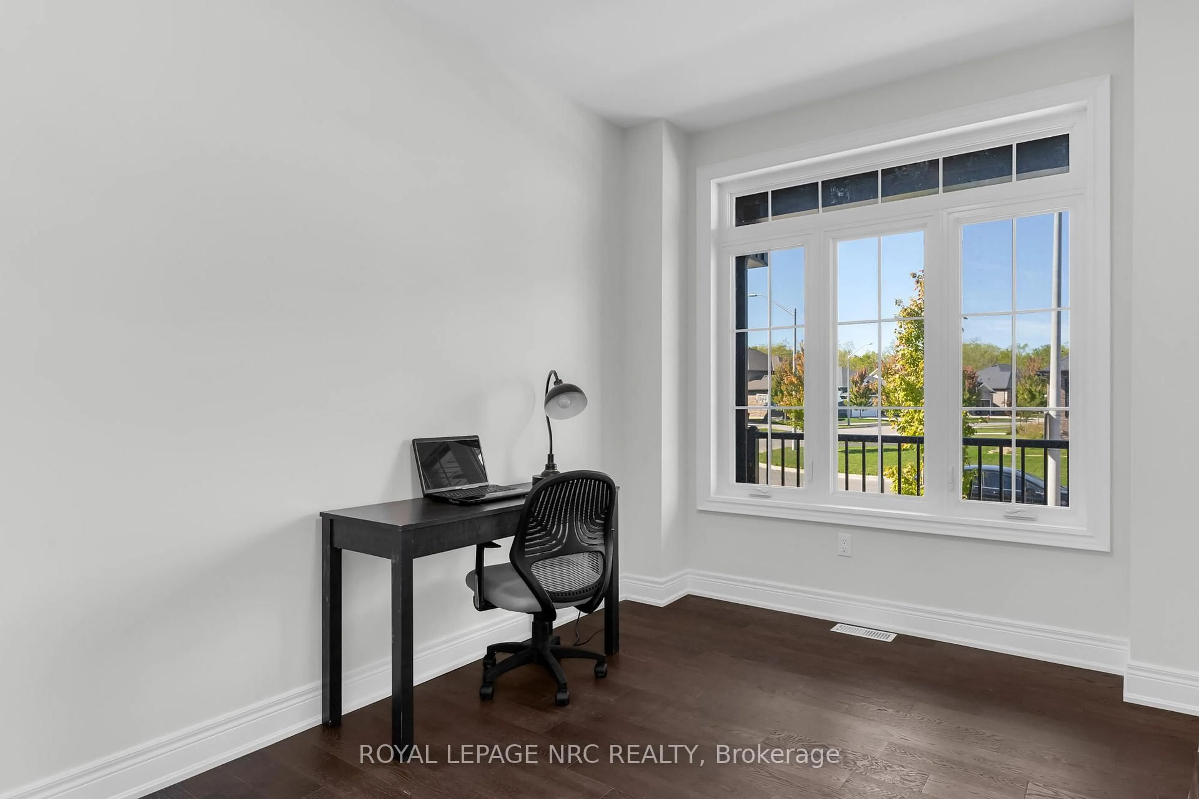 A pic of a room for 732 Clarence St, Port Colborne Ontario L3K 0A8