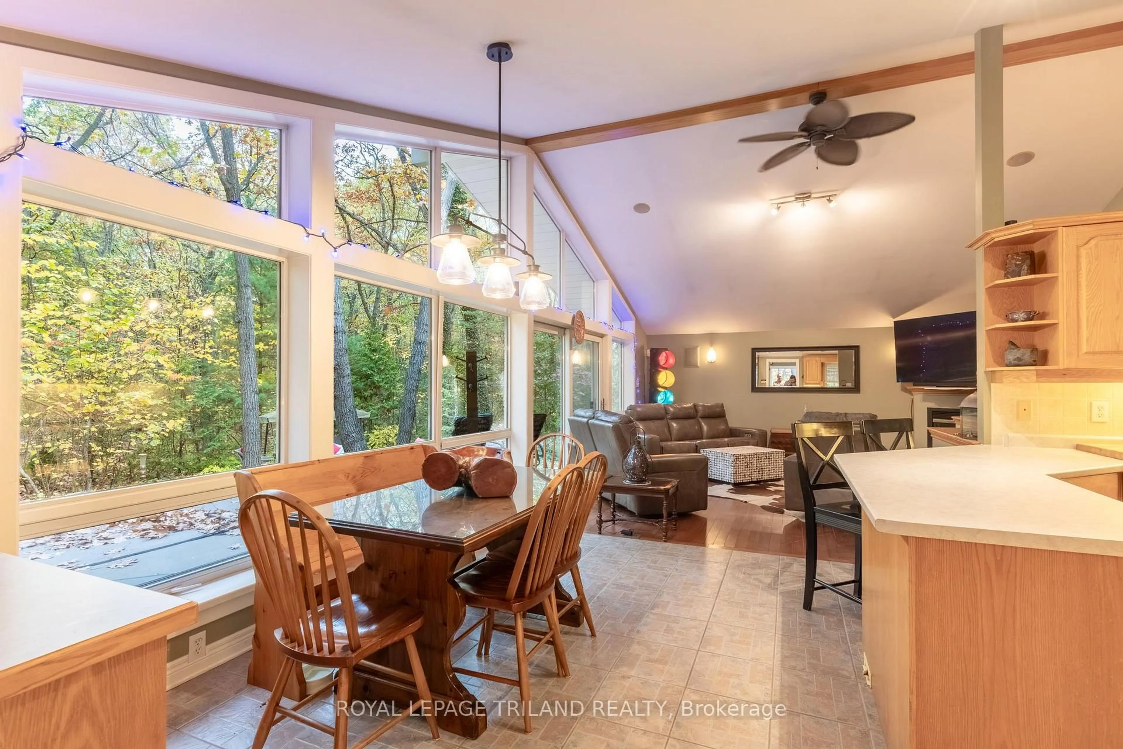 Open concept kitchen, unknown for 10092 Lakeshore Rd, Lambton Shores Ontario N0M 1T0