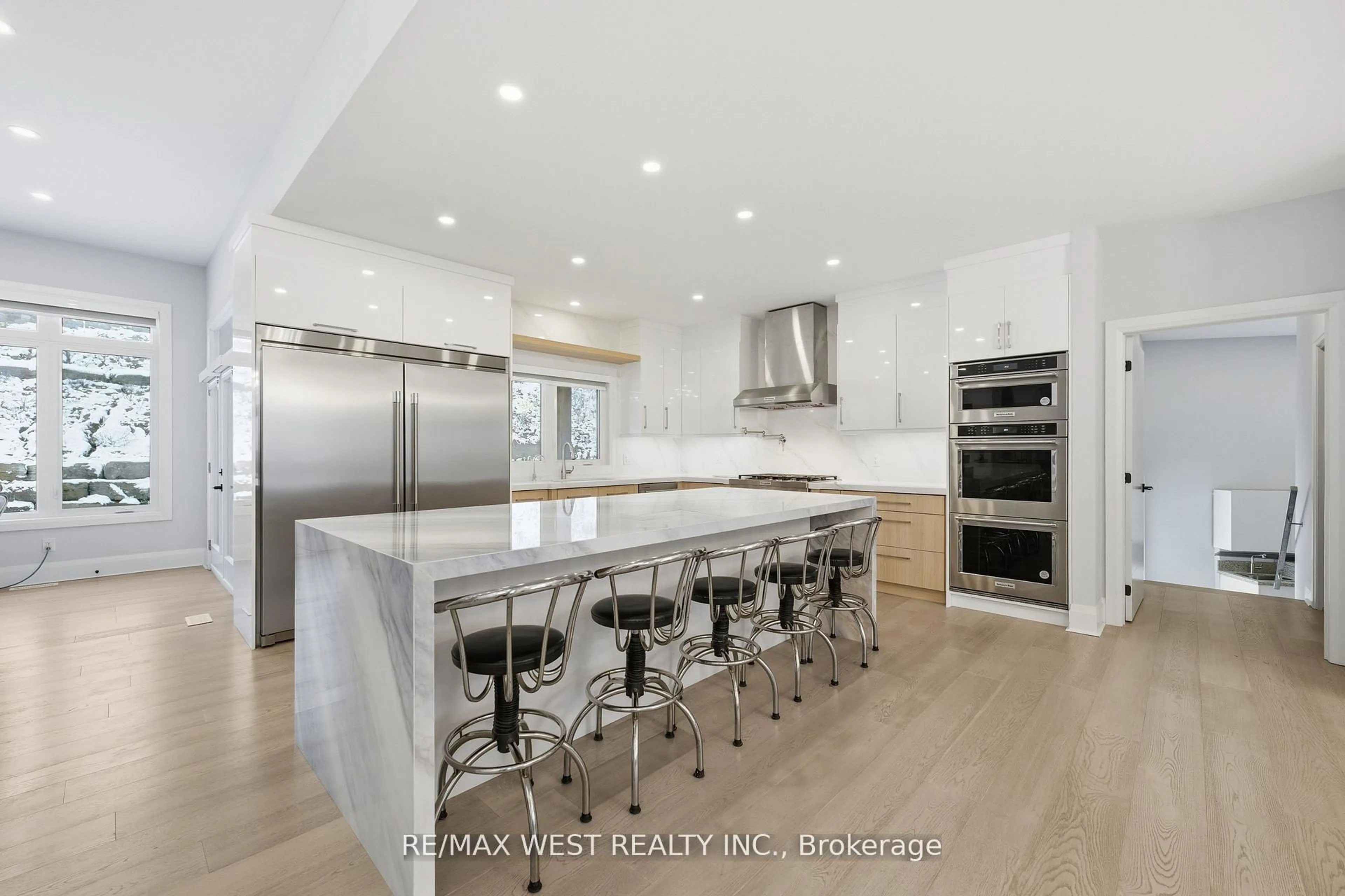 Contemporary kitchen, unknown for 12846 County Road 2 Rd, Cramahe Ontario K0K 1S0