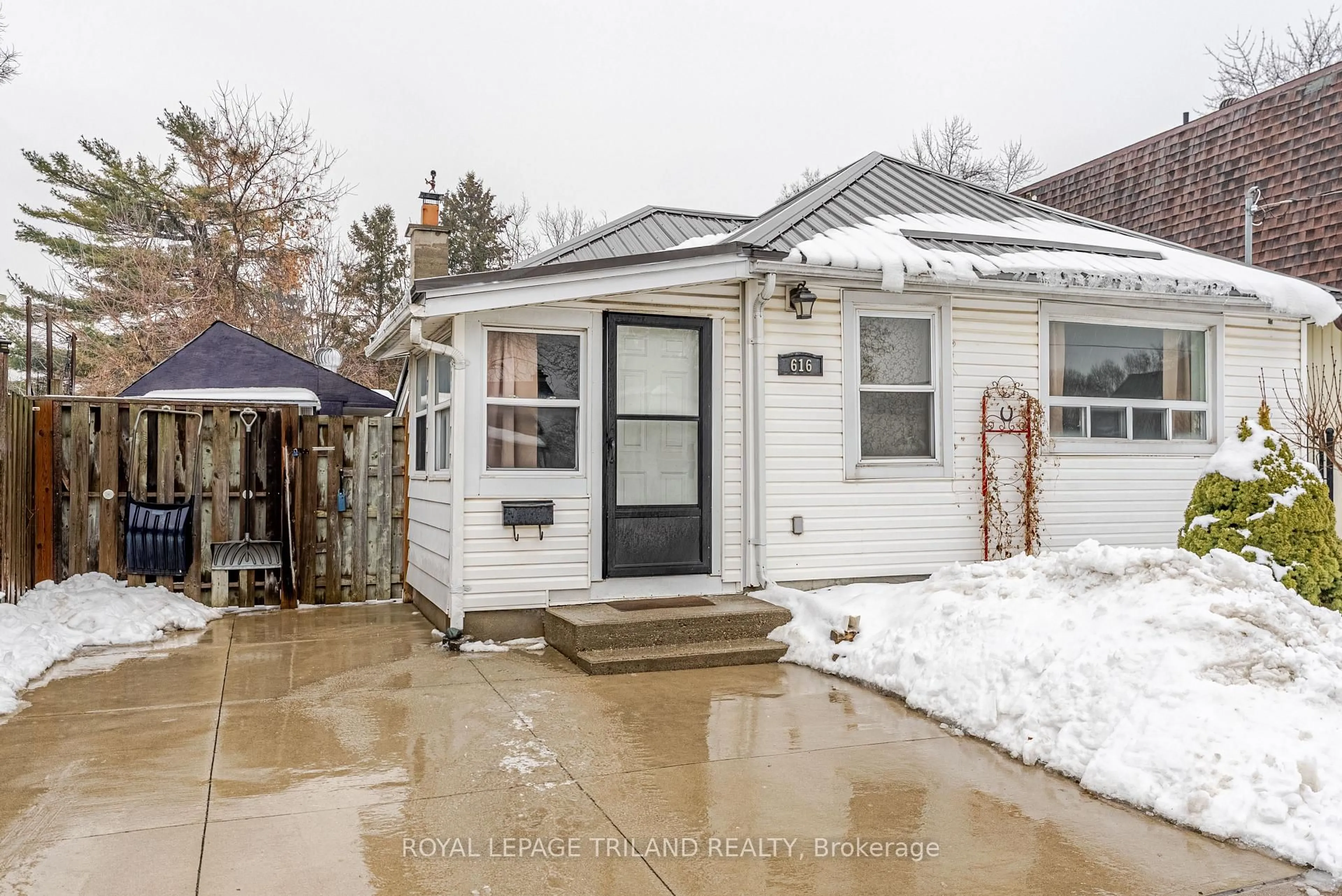 Unknown for 616 Layard St, London East Ontario N5Z 1L3