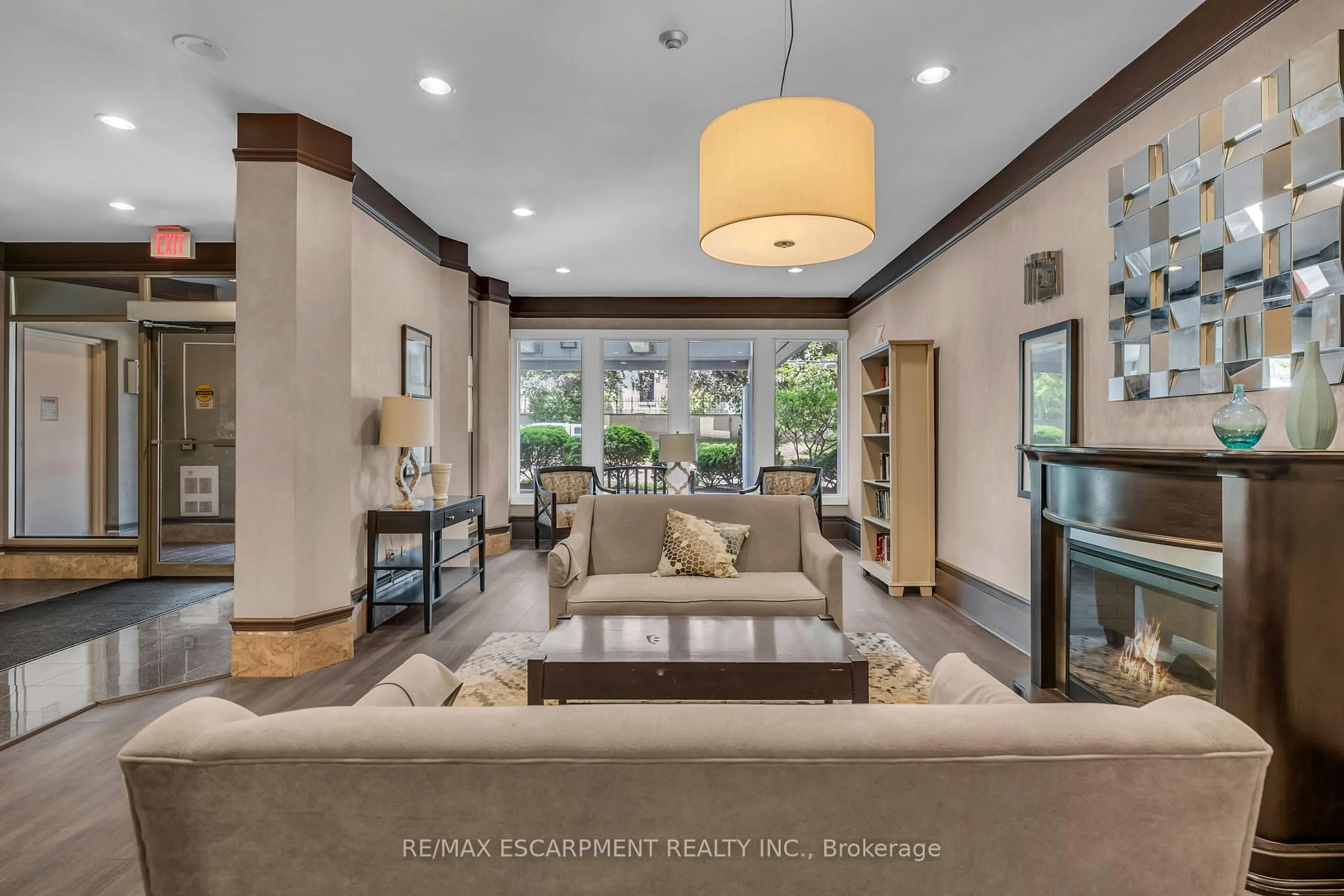 Unknown for 67 Caroline St #203, Hamilton Ontario L8P 3K6