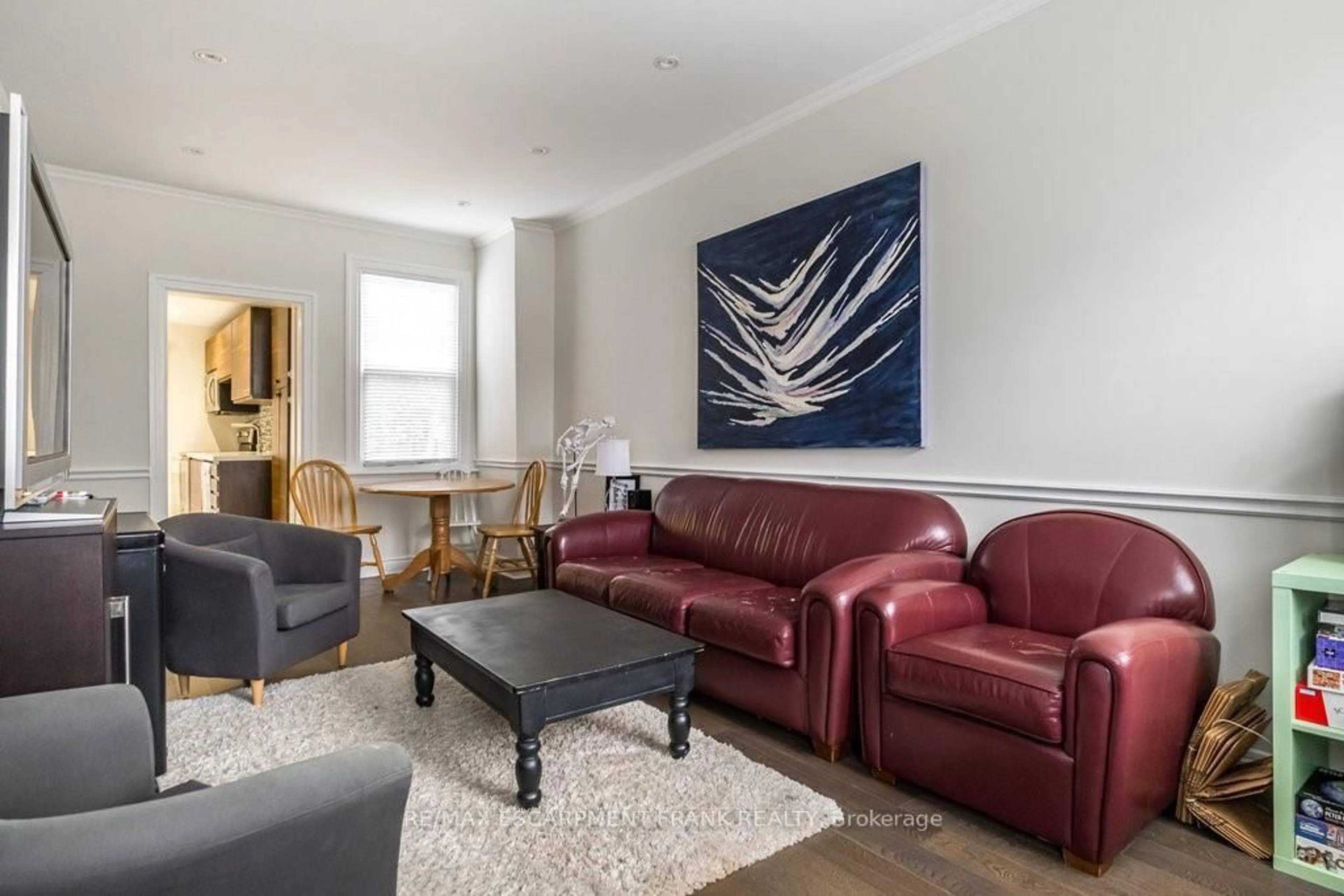 Living room with furniture, unknown for 109 ROYAL Ave, Hamilton Ontario L8S 2C6