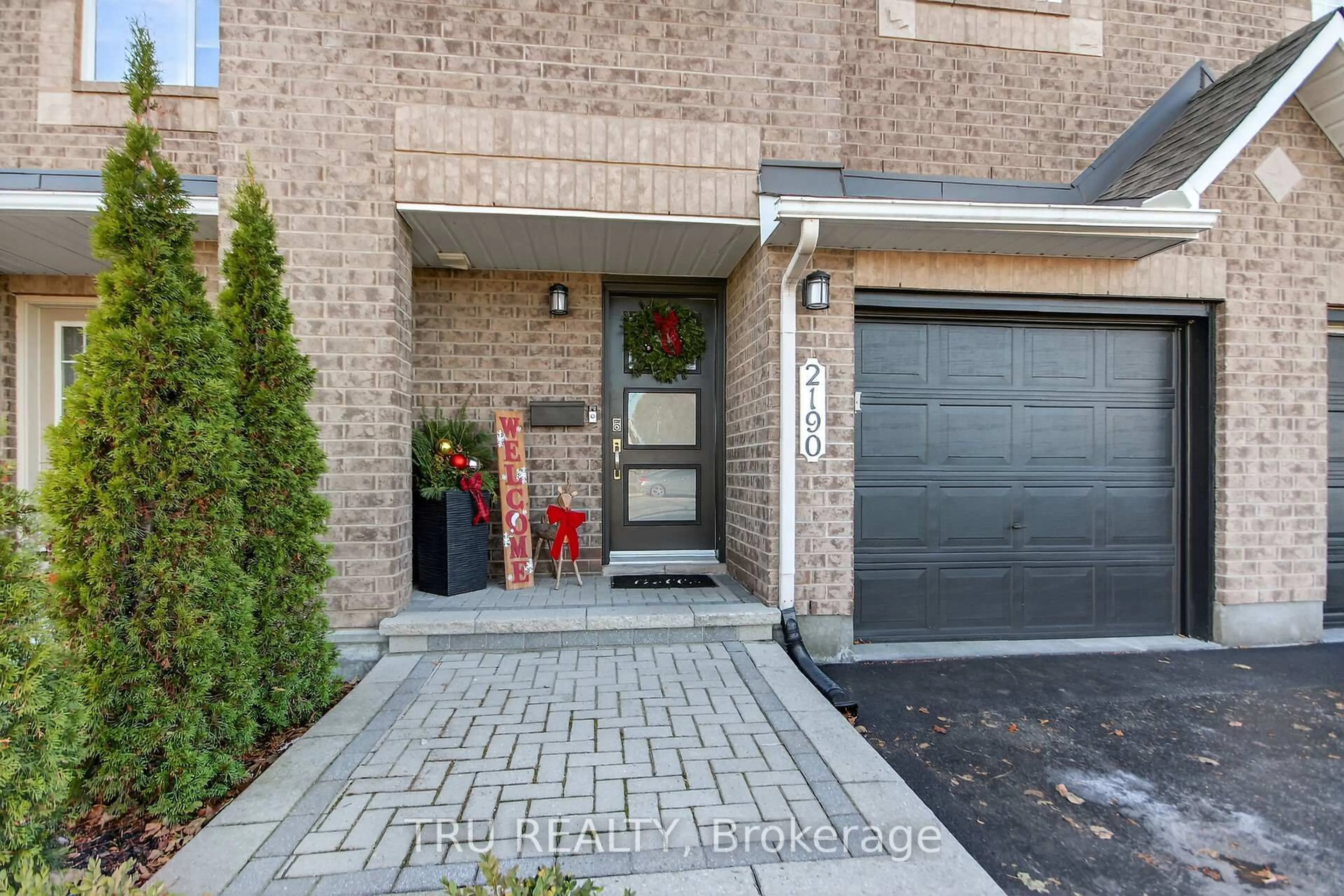 Home with brick exterior material, street for 2190 Lavoie St, Ottawa Ontario K4A 4W2