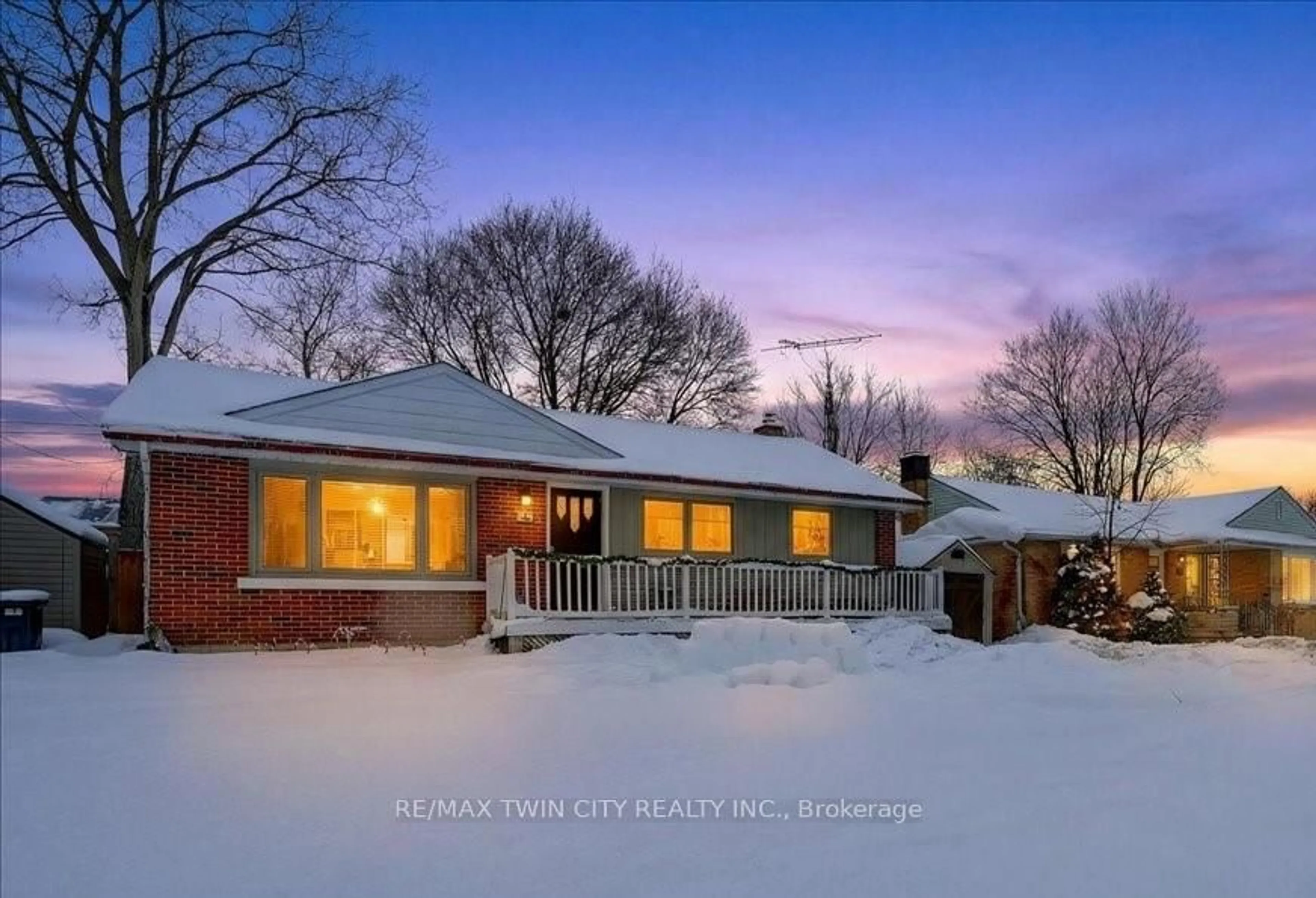 Unknown for 83 Elgin Cres, Waterloo Ontario N2J 2S3