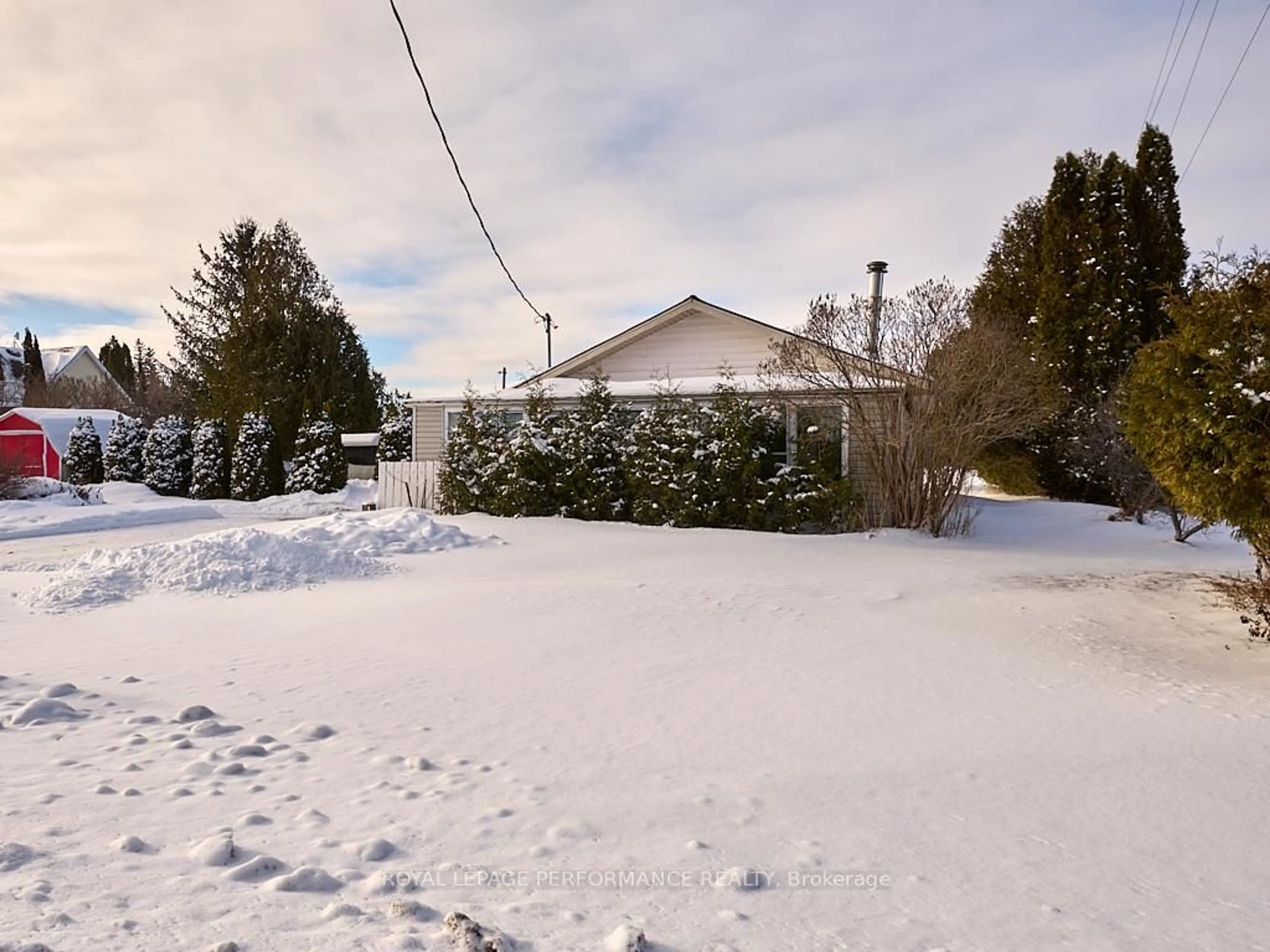 A pic from outside/outdoor area/front of a property/back of a property/a pic from drone, street for 1730 Cassburn Rd, Champlain Ontario K0B 1K0