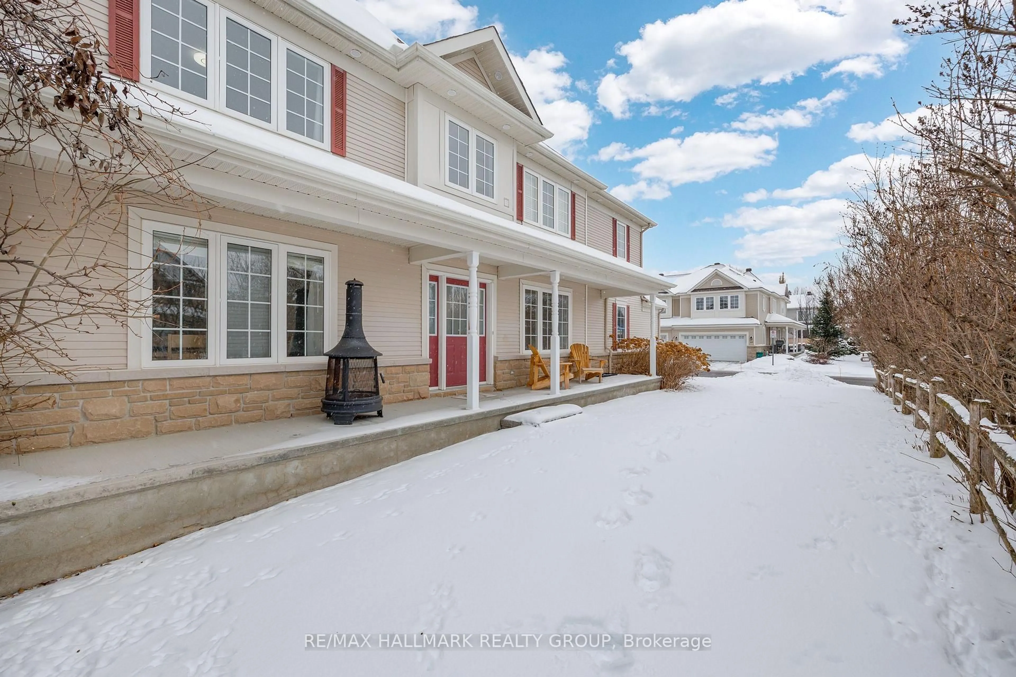 Unknown for 320 Silbrass Private, Ottawa Ontario K2J 5M5