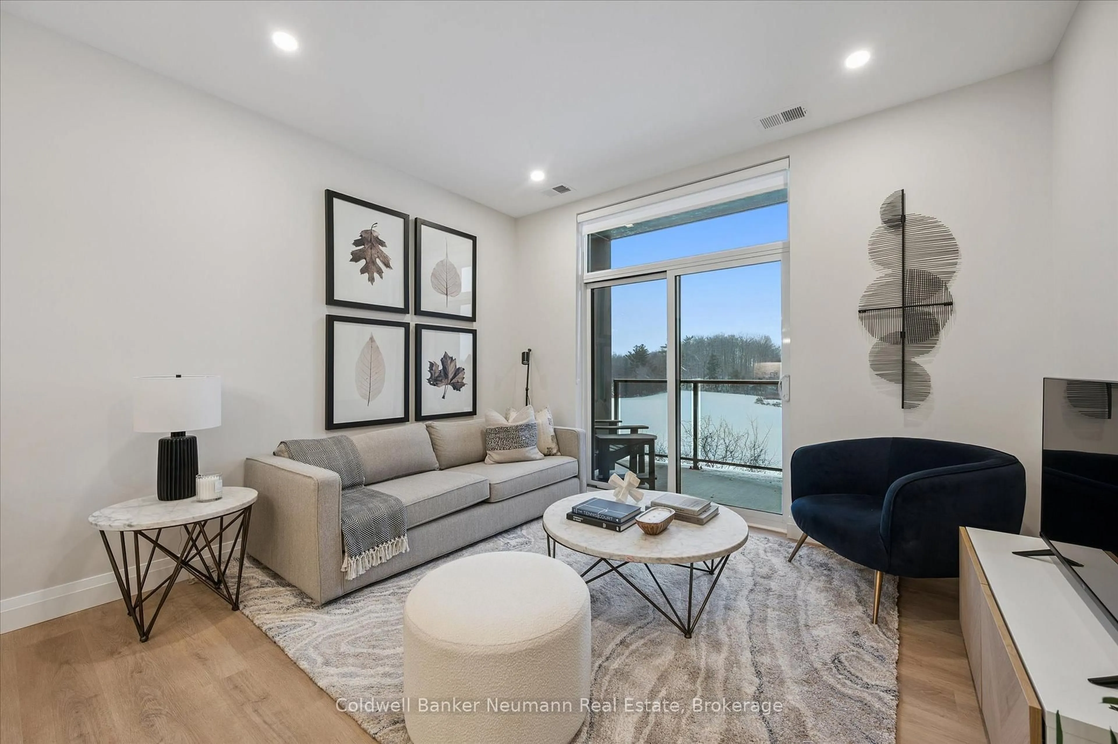 Living room with furniture, unknown for 1882 Gordon St #318, Guelph Ontario N1L 0P6